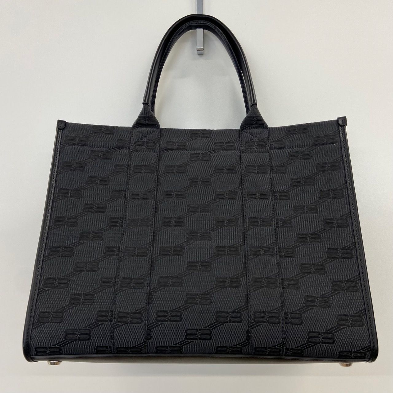 美品 BALENCIAGA バレンシアガ ハードウェア ミディアム BB 美品 BALENCIAGA バレンシアガ ハードウェア ミディアム BB