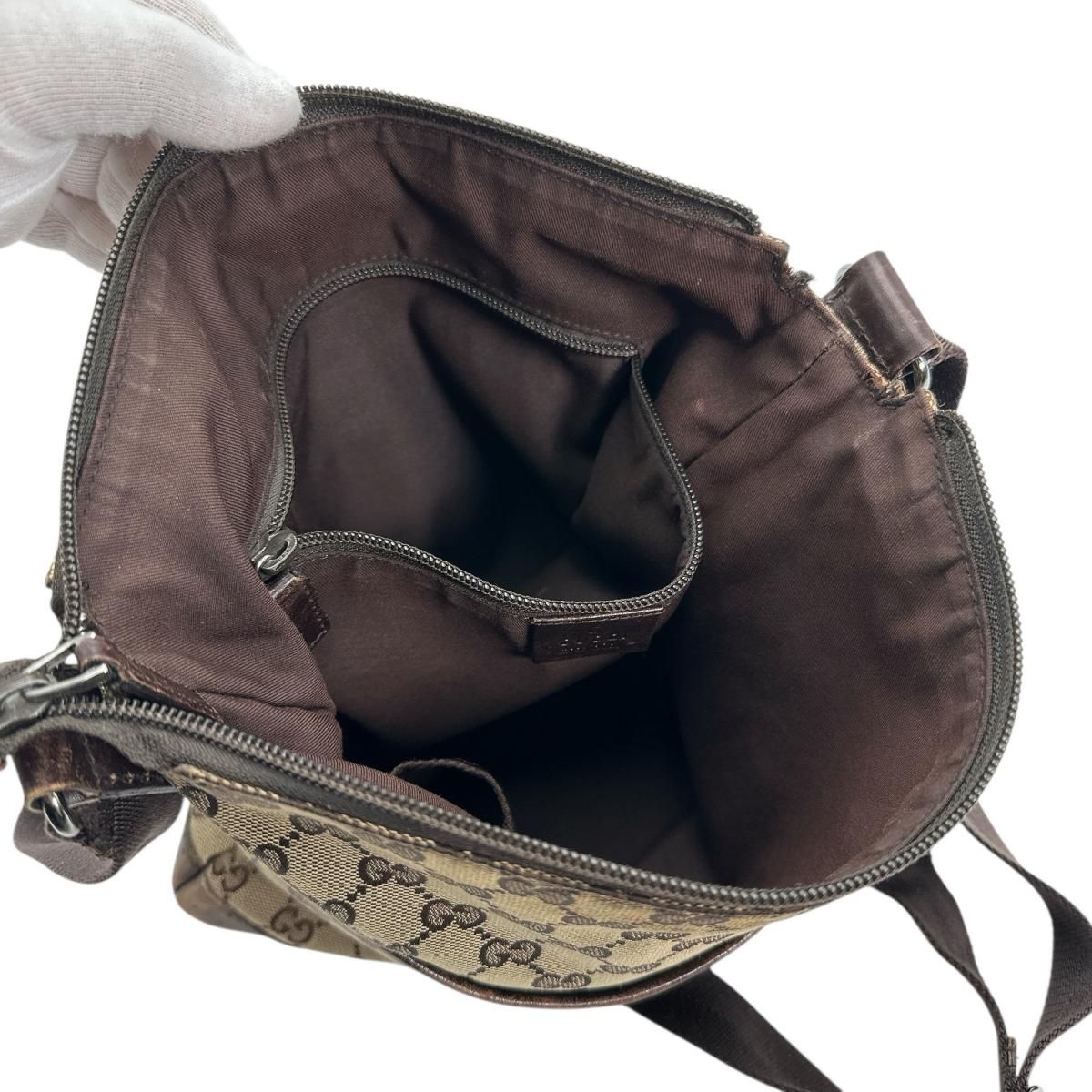 GUCCI GGクリスタル ショルダーバッグ 145857 001013 GUCCI - グッチ 145857 001013 ショルダーバッグ ブラウン GUCCI