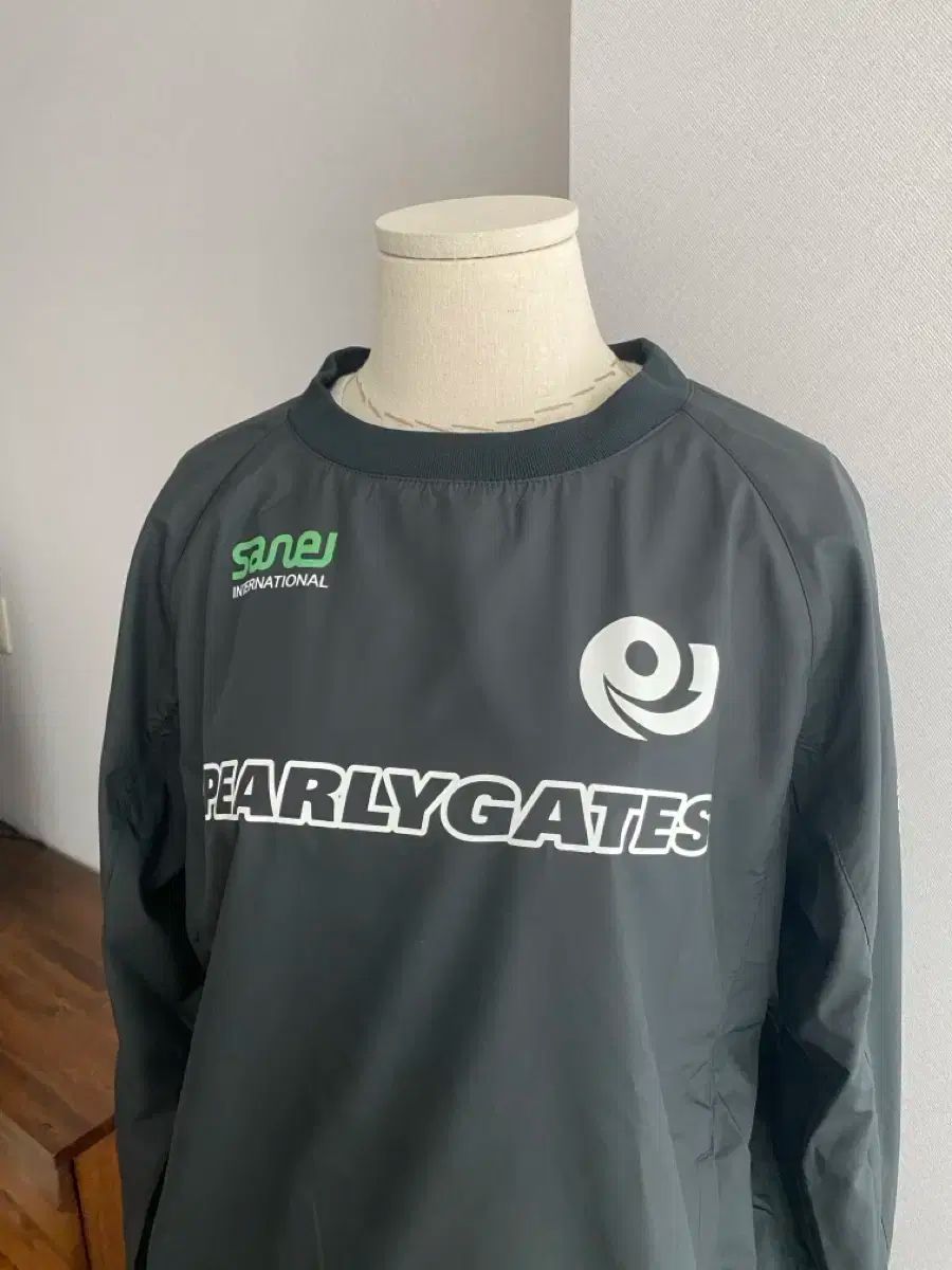 PEARLY GATES PEARLY GATES パーリーゲイツ ウィンドブレーカー スウェットシャツ 2 未着用