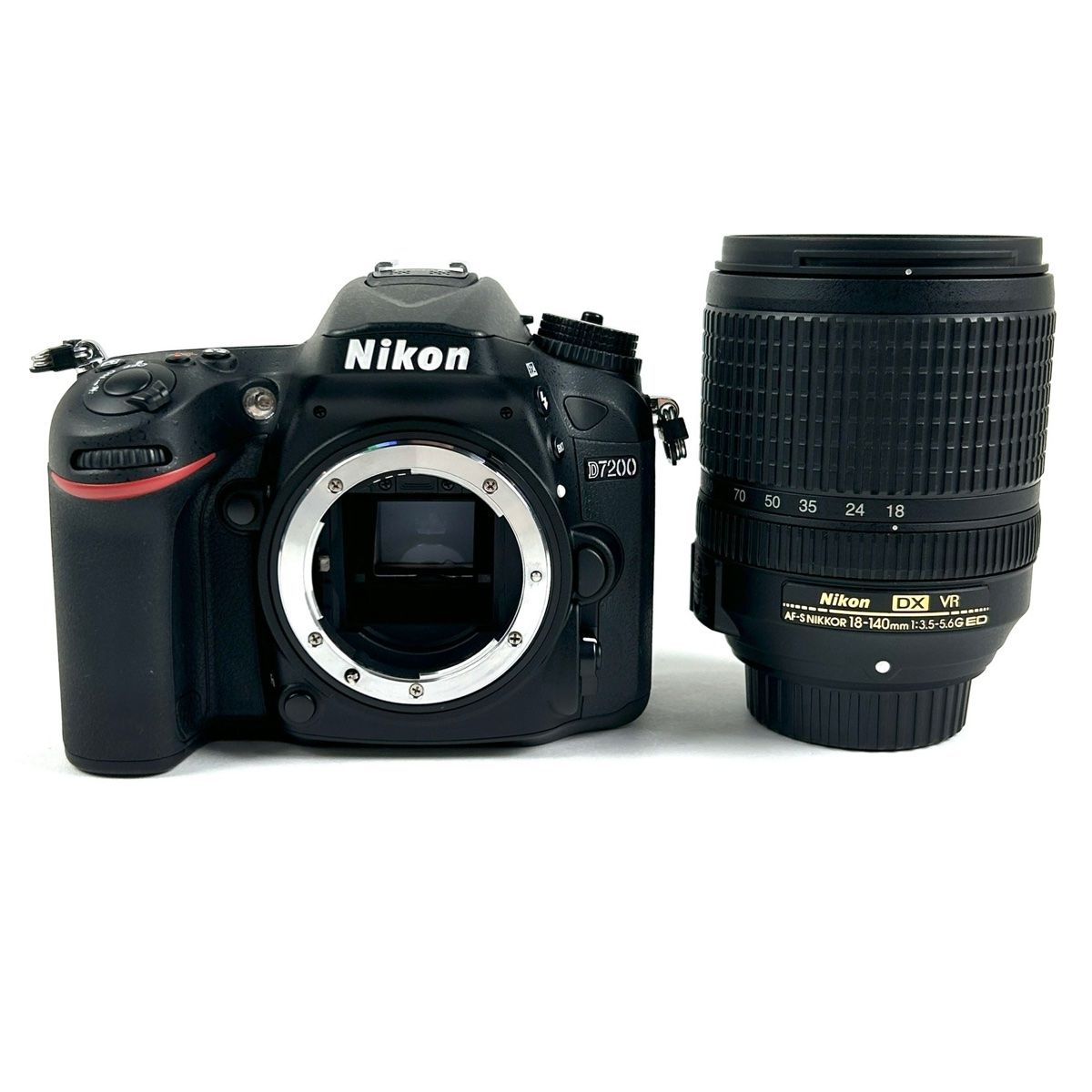 Nikon デジタル一眼レフカメラ D7200 18-140 VR レンズキッ ニコン