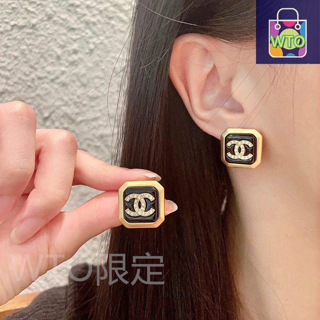 シャネル ピアス ヴィンテージ 今日WTO】Chanel ヴィンテージ ダブル C ピアス 送料無料!在庫