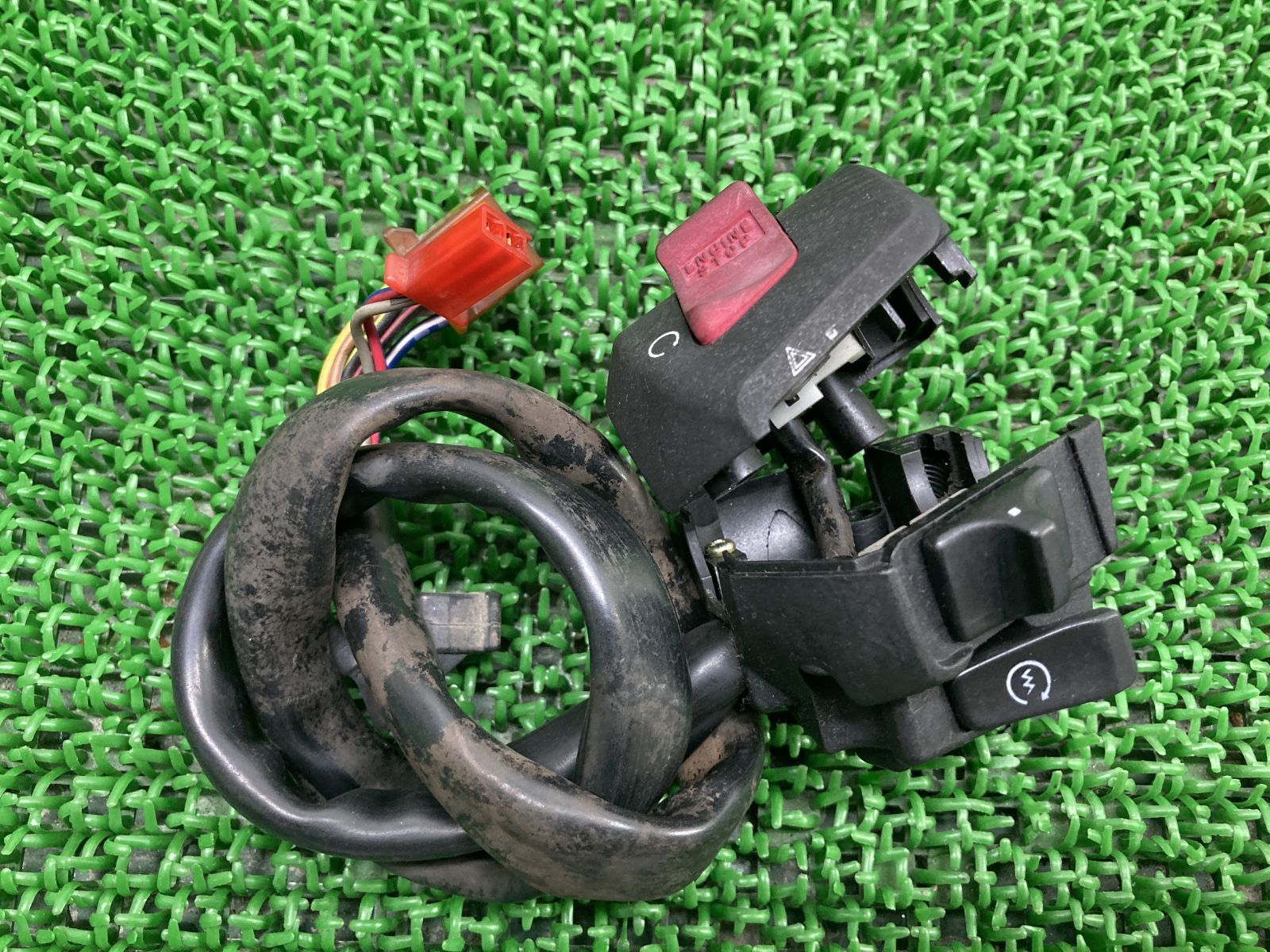 PS250 ハンドルスイッチ 右 ホンダ 純正 中古 バイク 部品 MF09