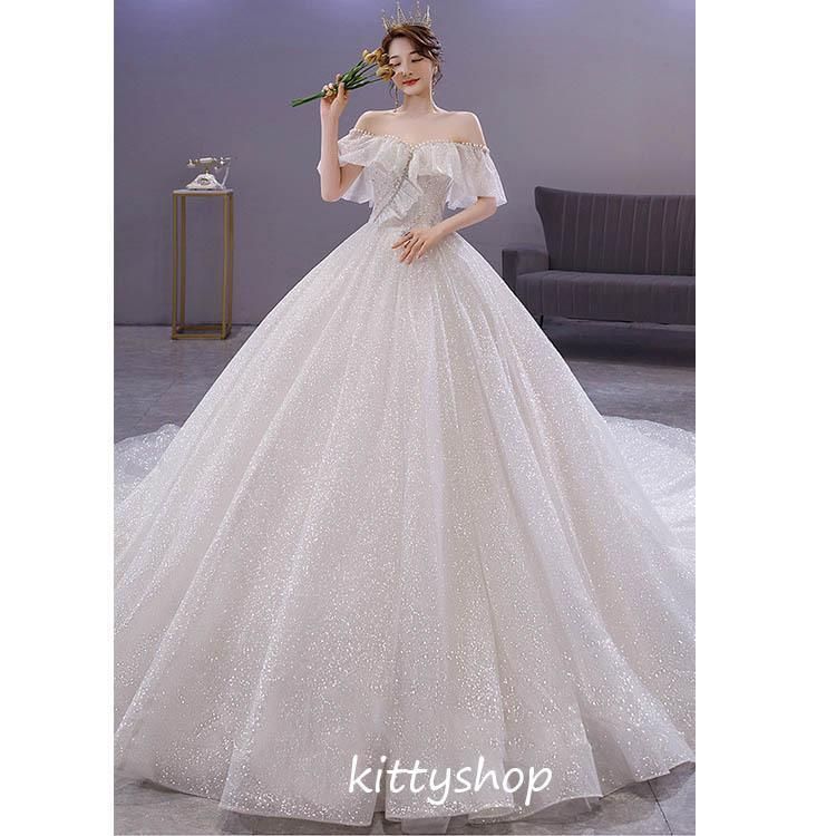 ライトシャンパン色 結婚式ドレス