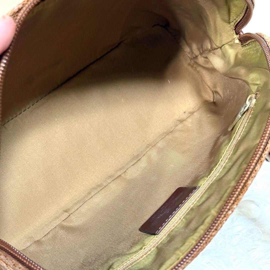 ETRO エトロ ペイズリー柄ロゴレザーハンドバッグ ミニトートバック 革鞄 ETRO エトロ ペイズリー柄ロゴレザーハンドバッグ ミニトート