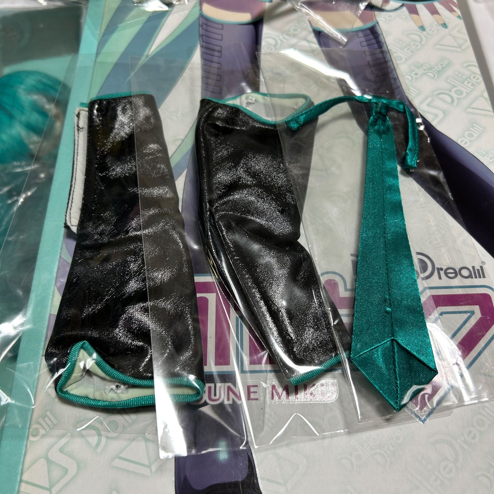 ドール フィギュア