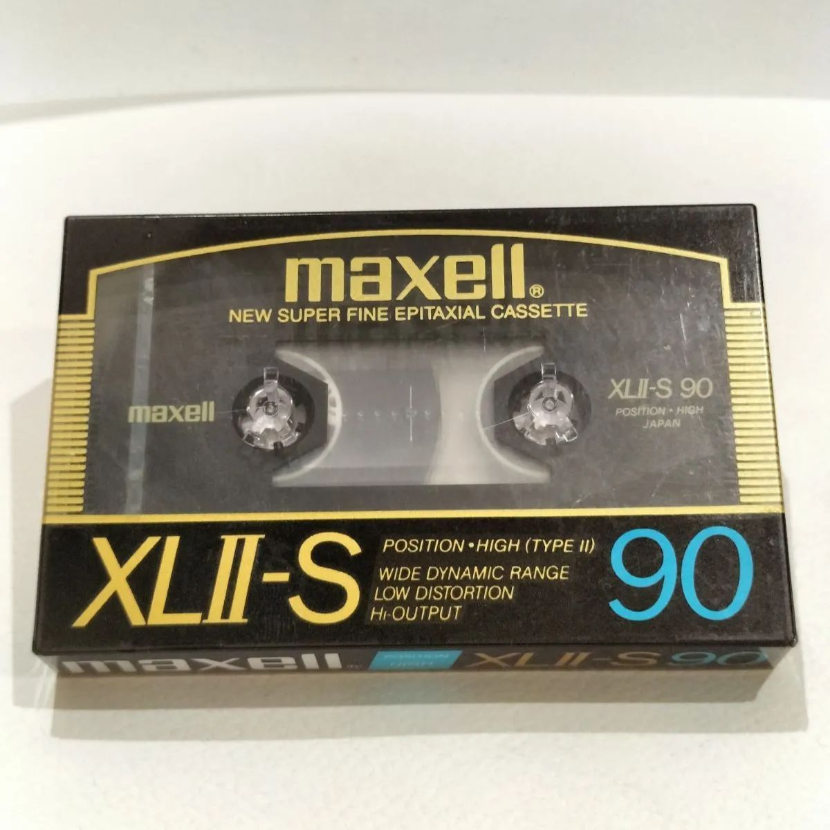マクセルカセットテープ２個 - 器材