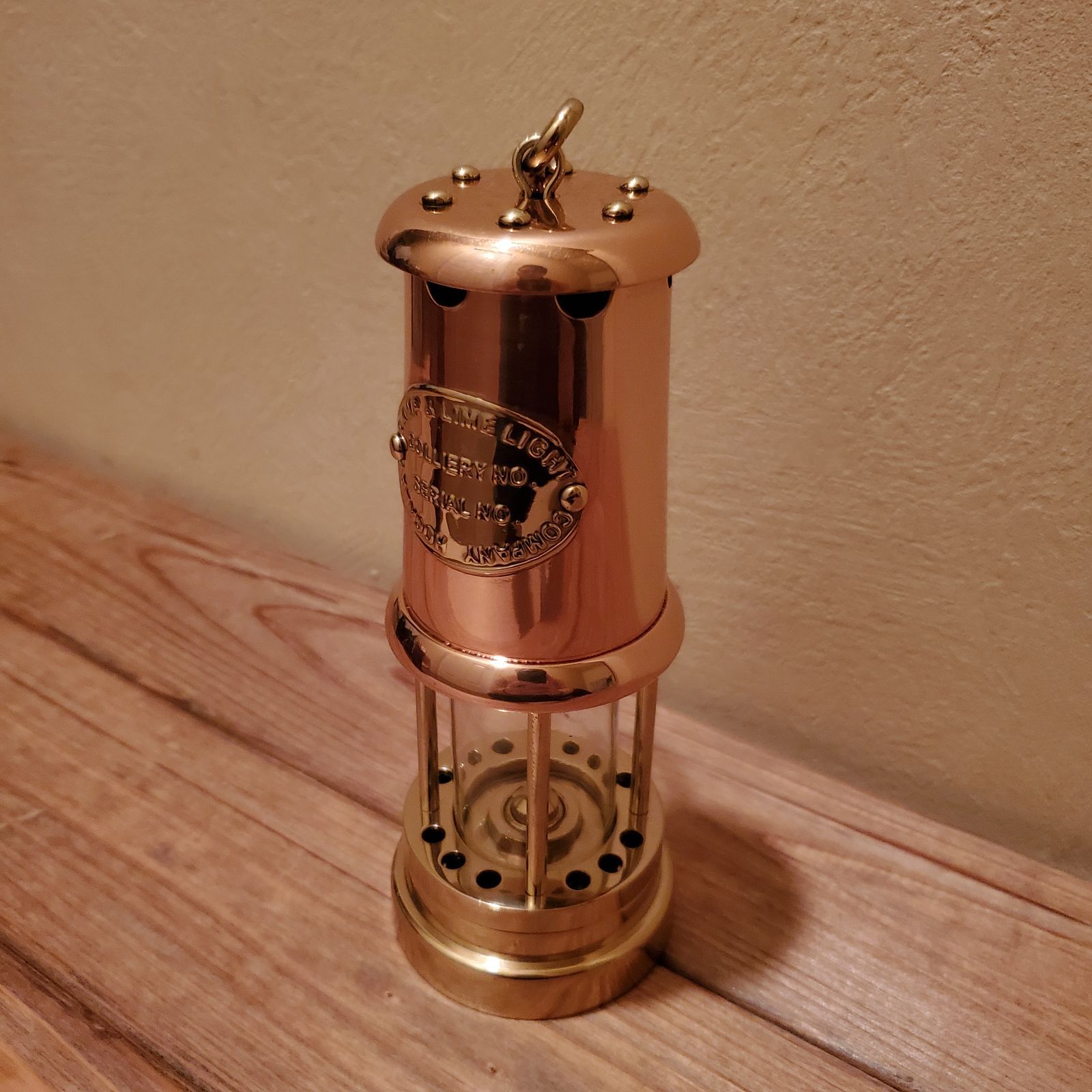 新品　カンブリアンランタン　オイルランタン　マイナーズランプ 楽天市場】E.Thomas & Williams イートーマス アンド