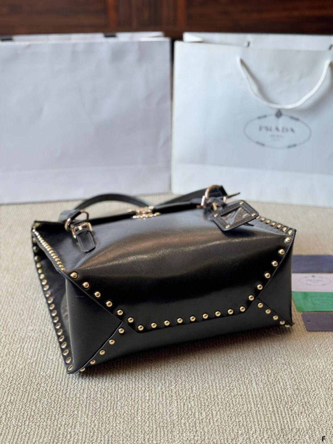 プラダ❤︎ヴィンテージヴァニティ❤︎最終お値下げ！！ PRADA｜VINTAGE QOO TOKYO｜ヴィンテージ クー トーキョー