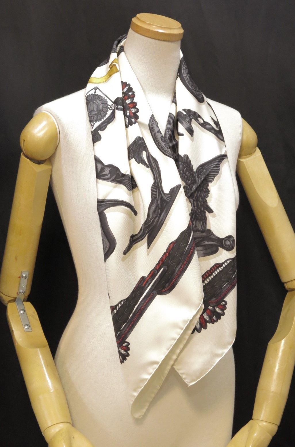 エルメス　カレ90　スカーフ　風の装飾品  18667025