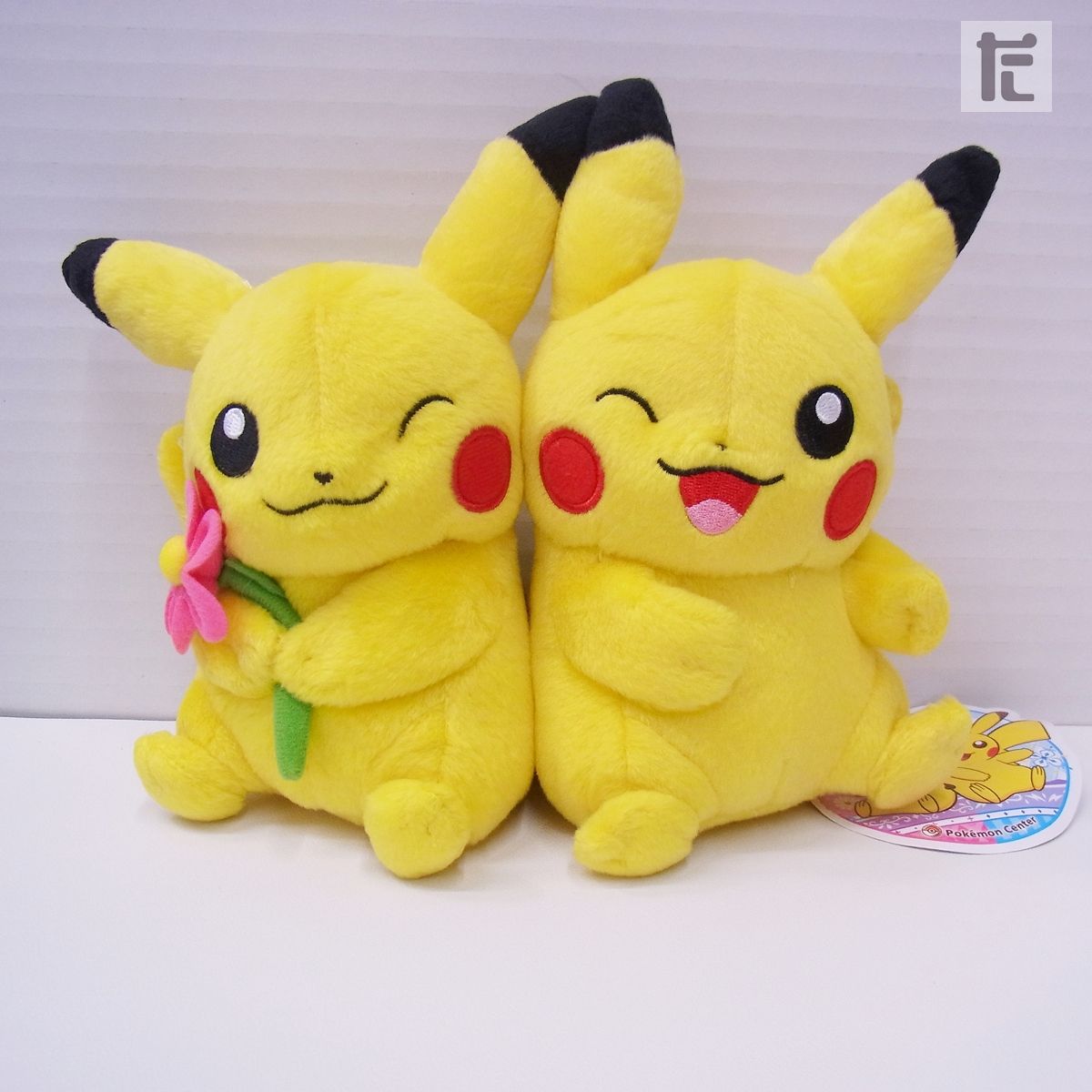 ポケモンセンター ペアピカチュウ 2012 ぬいぐるみ 紙タグ付き