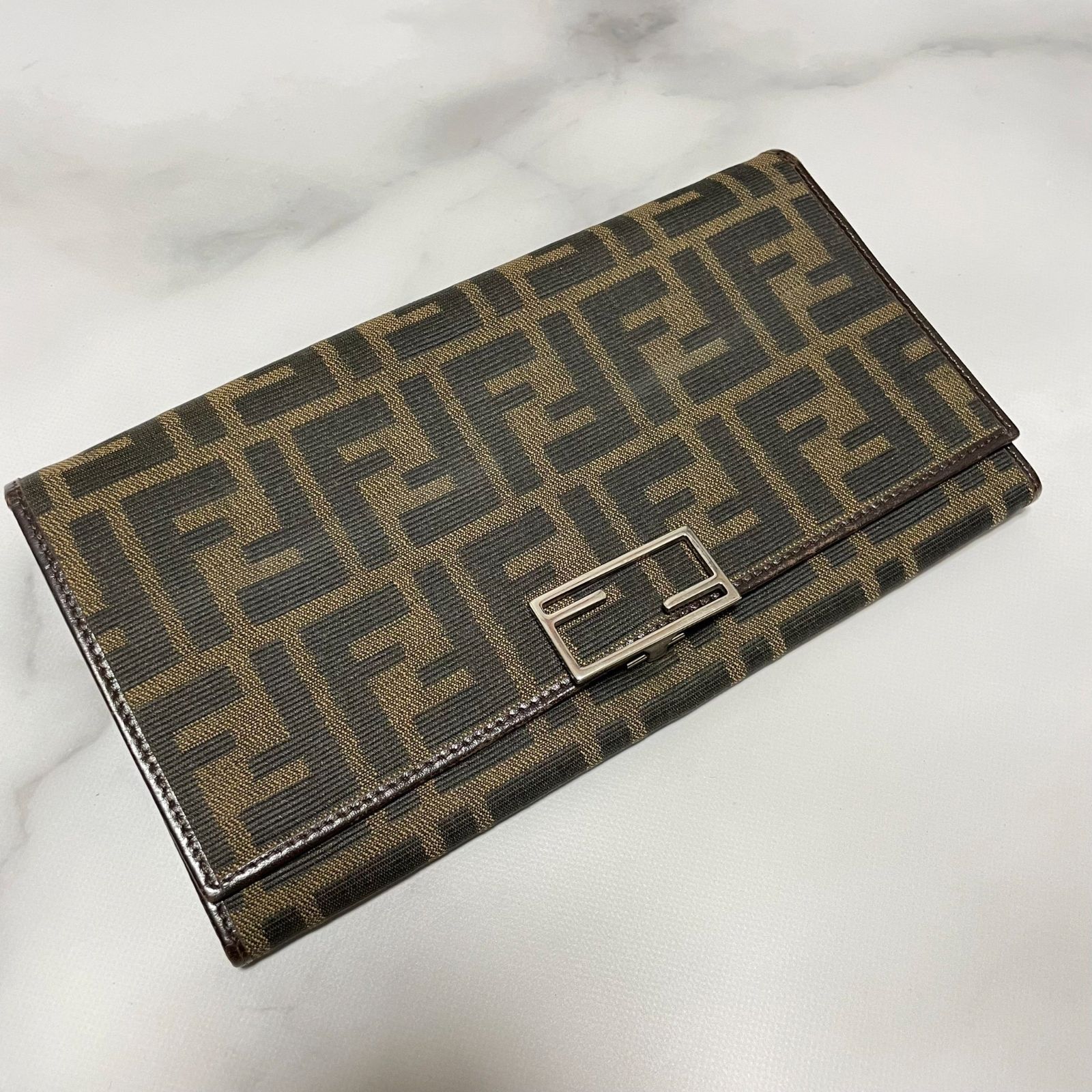 FENDI フェンディ ズッカ柄 ダブルジップウォレット - メルカリ