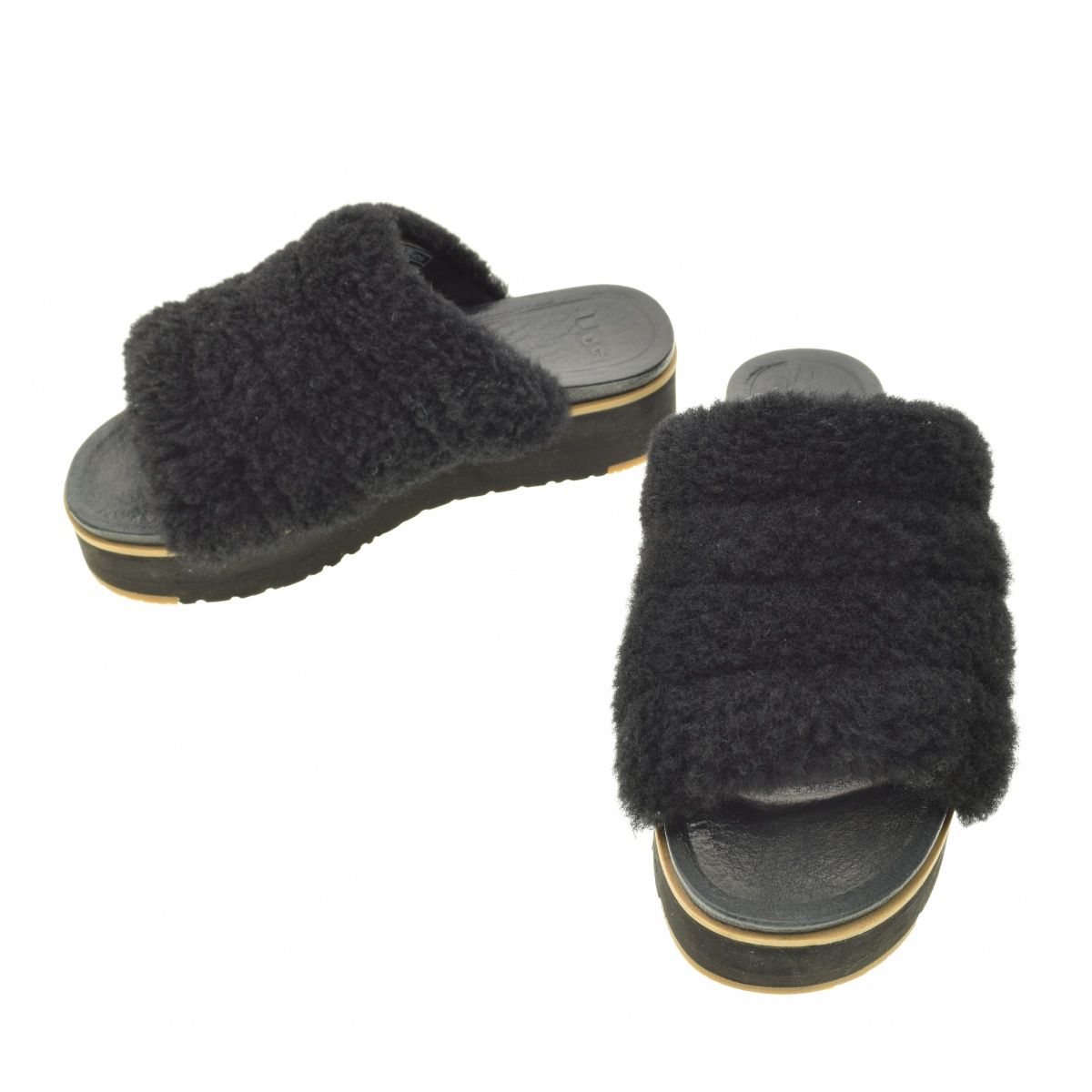 UGG (アグ) 厚底ボアサンダル/OH FLUFFITA(オー フラッフィータ