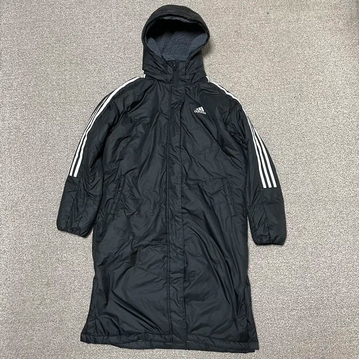 160 adidas(アディダス) キッズ ベンチコート ダウンジャケット