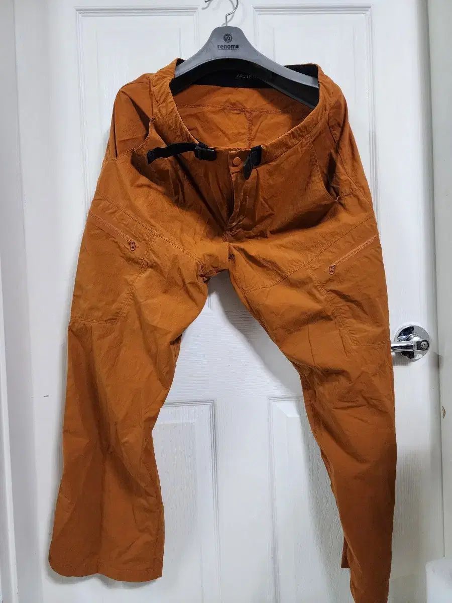 ARC TERYX アークテリクス 登山 ズボン WWW_SUPERTOOLSSHOP_NL