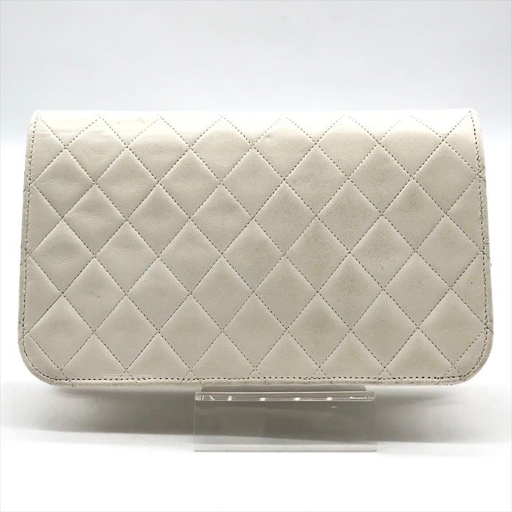 CHANEL シャネル ココマーク プッシュロック マトラッセ ラムスキン チェーン ショルダーバッグ ホワイト ブランド 鞄 Bag k6300