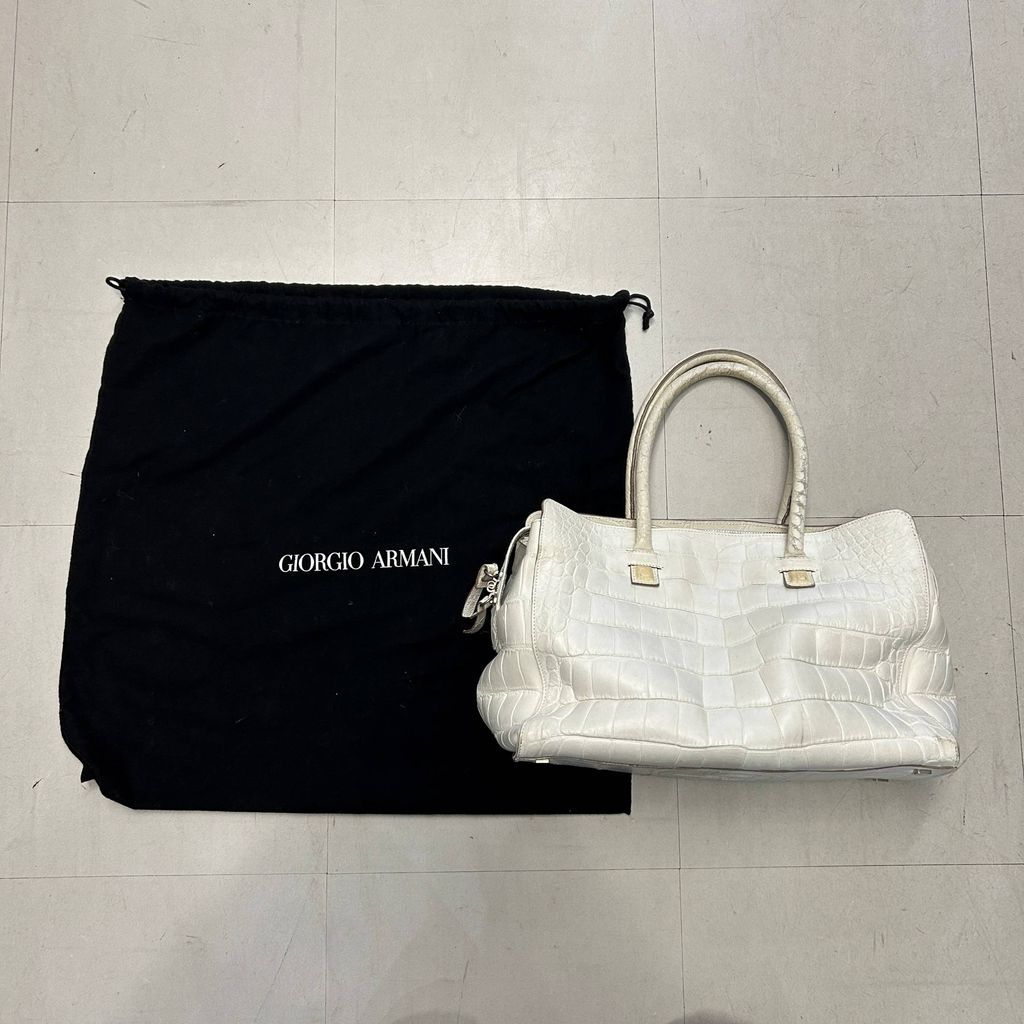 ジョルジオアルマーニ GIORGIOARMANI　レザーハンドバッグ ジョルジオ アルマーニ ラ プリマ ソフト ハンドバッグ ナッパ