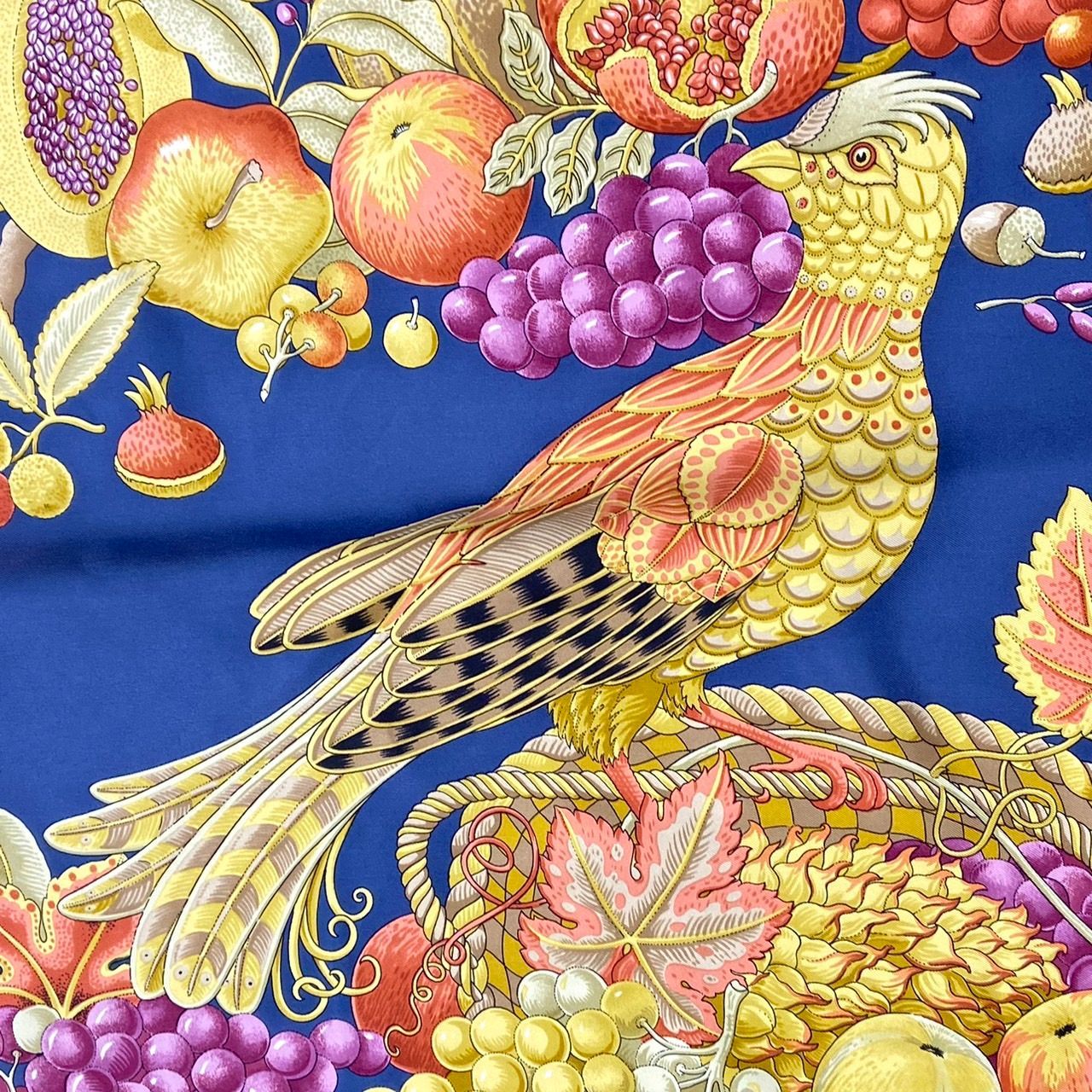 Salvatore Ferragamo サルヴァトーレフェラガモ スカーフ ストール 鳥 