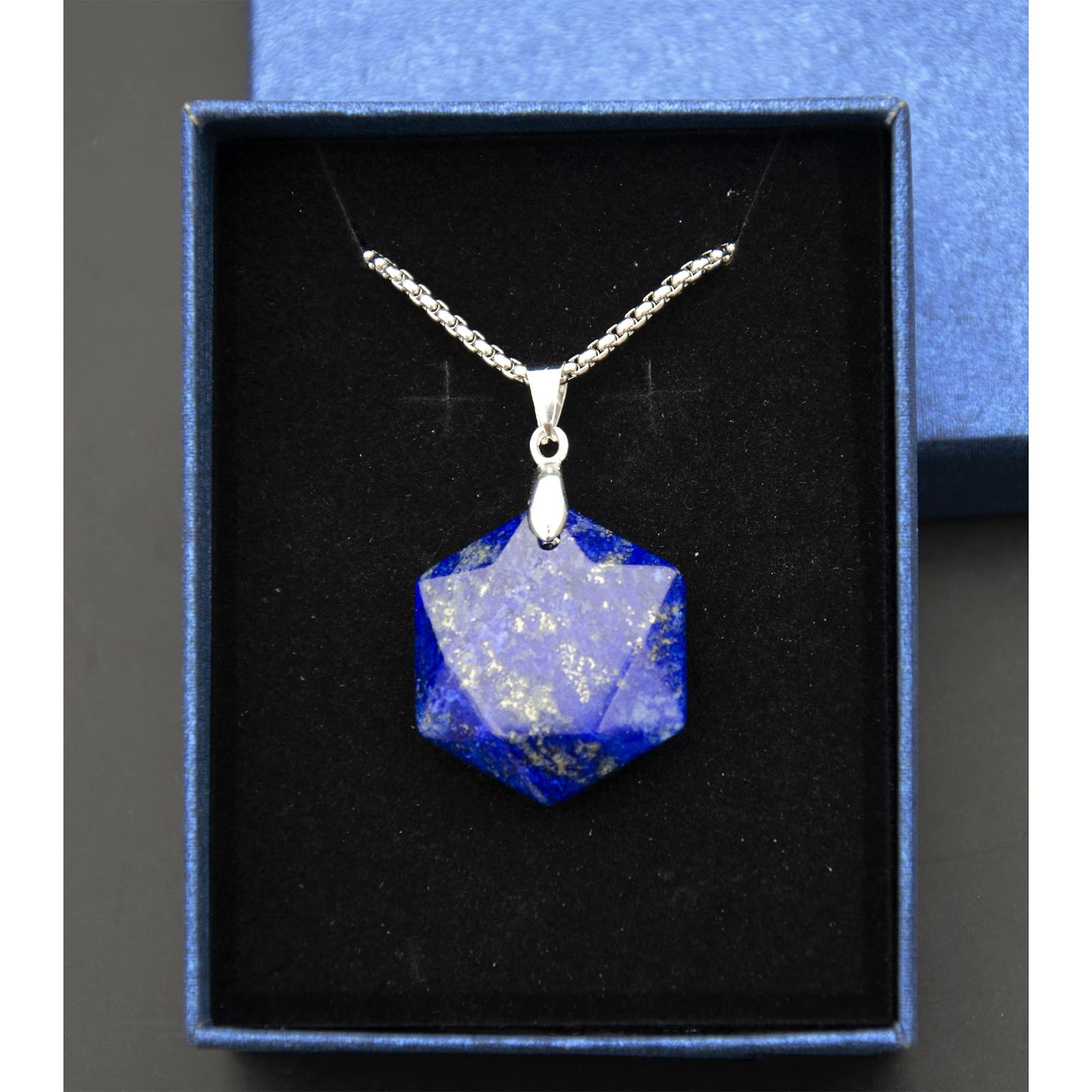 ロードナイトのマクラメネックレス ロードナイト・ローズクォーツの