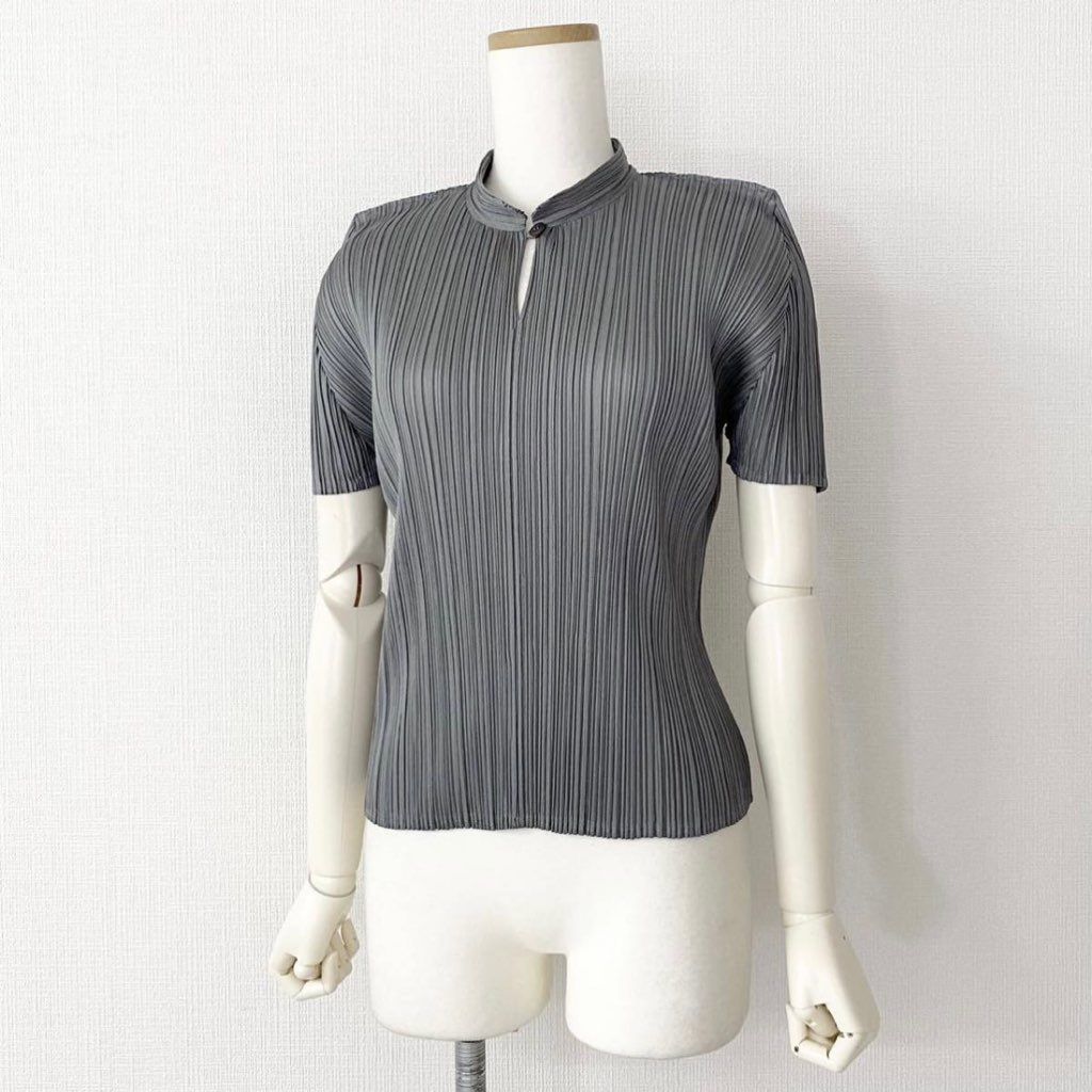 1j8-4 PLEATS PLEASE プリーツプリーズ キーネックプリーツトップ 3 