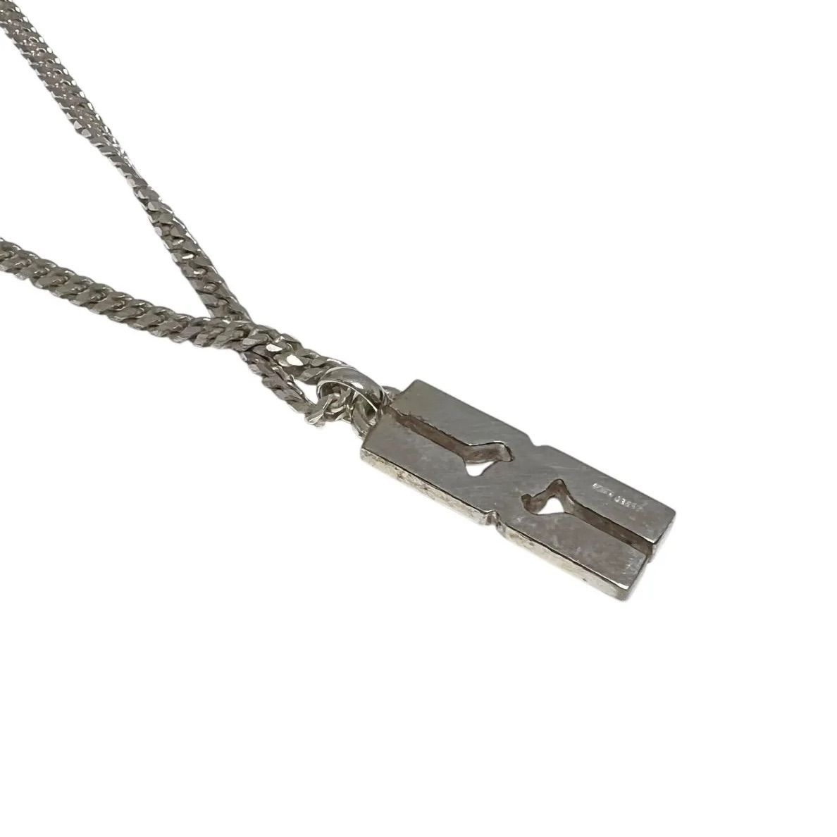 GUCCI グッチ シルバー925ノットインフィニティネックレス 高級感あり GUCCI/グッチ ノットインフィニティネックレス シルバー 約46cm