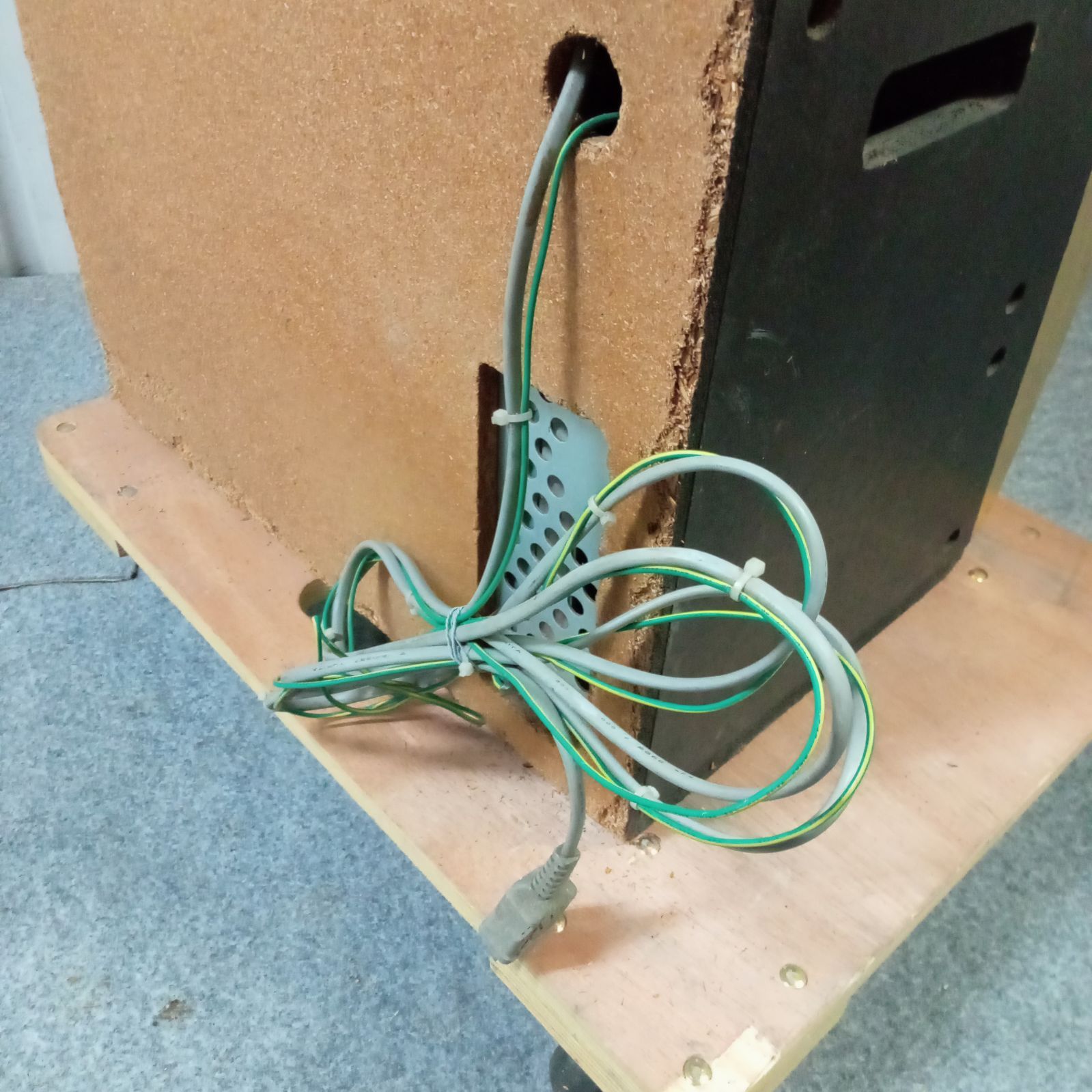 ◯ スロット 実機 デルソル2 エレコ ジャンク 100V - メルカリ