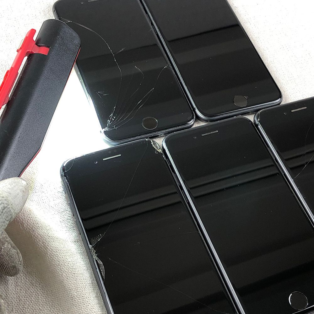 大勧め ◇ジャンク品◇【5点セット・SIMロック解除済】Apple iPhone 8 スマホアクセサリー