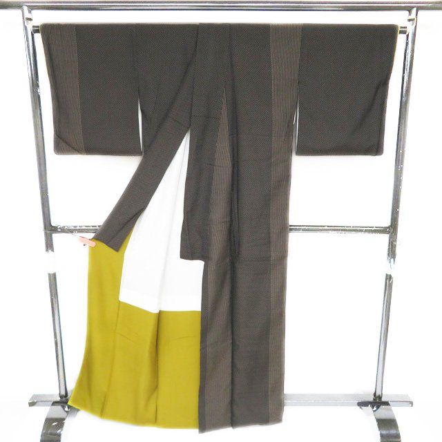 お召し 御召 着物 中古 正絹 袷 セミフォーマル 黒色 朽葉色