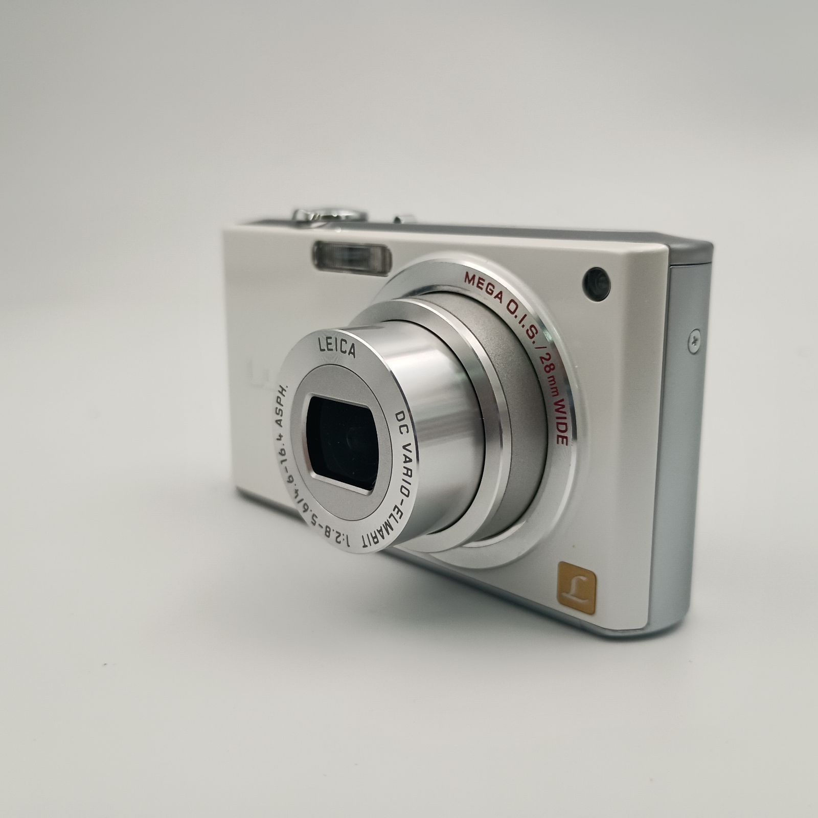 Panasonic DMC-FX33 コンパクトデジタルカメラ　ホワイト Amazon | パナソニック デジタルカメラ LUMIX (ルミックス