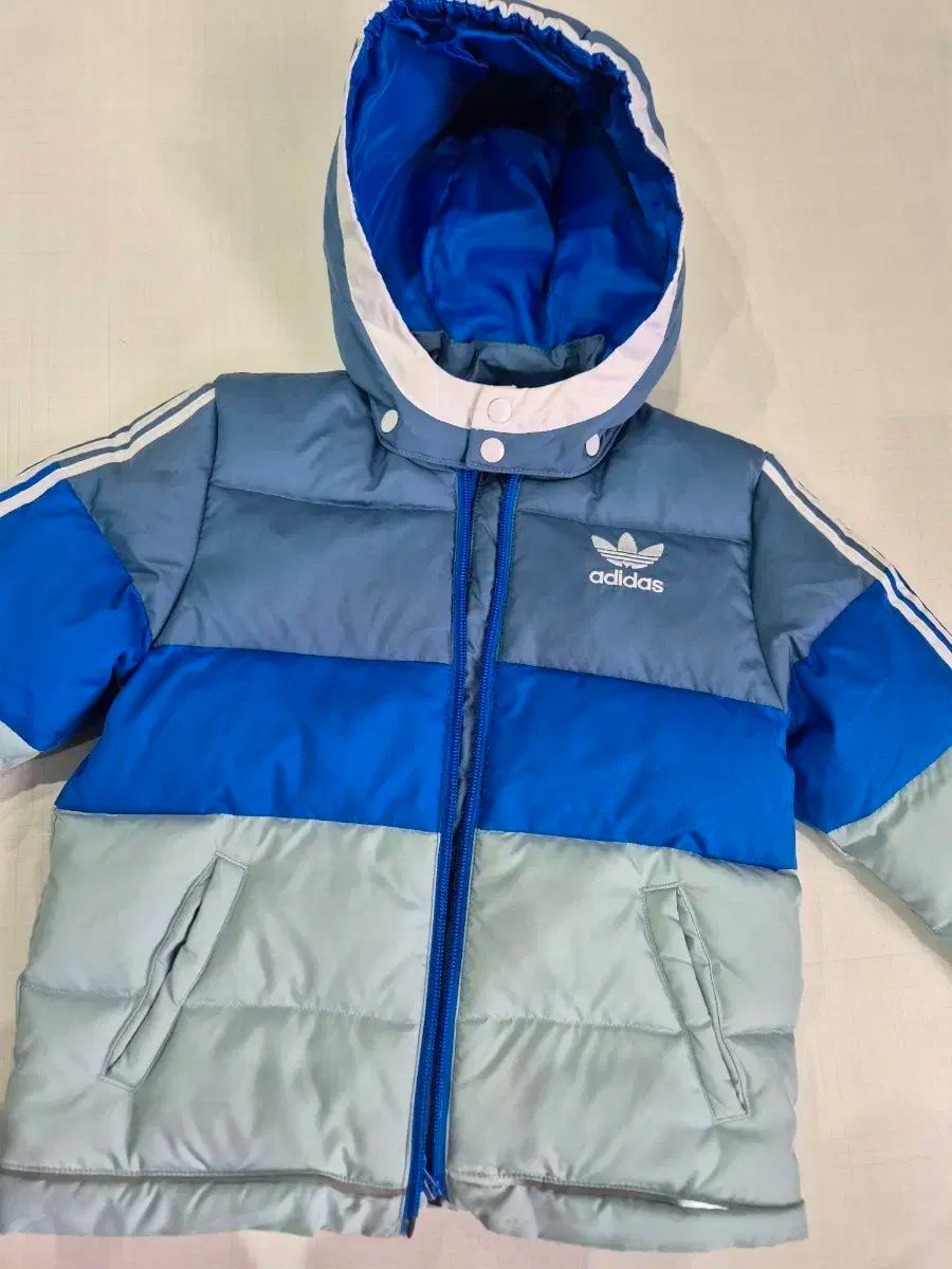 極美品　Theory 現行タグ　コート　Belvin ブラック　定価約10万円 極美品 Theory 現行タグ コート Belvin ブラック 定価約10万円