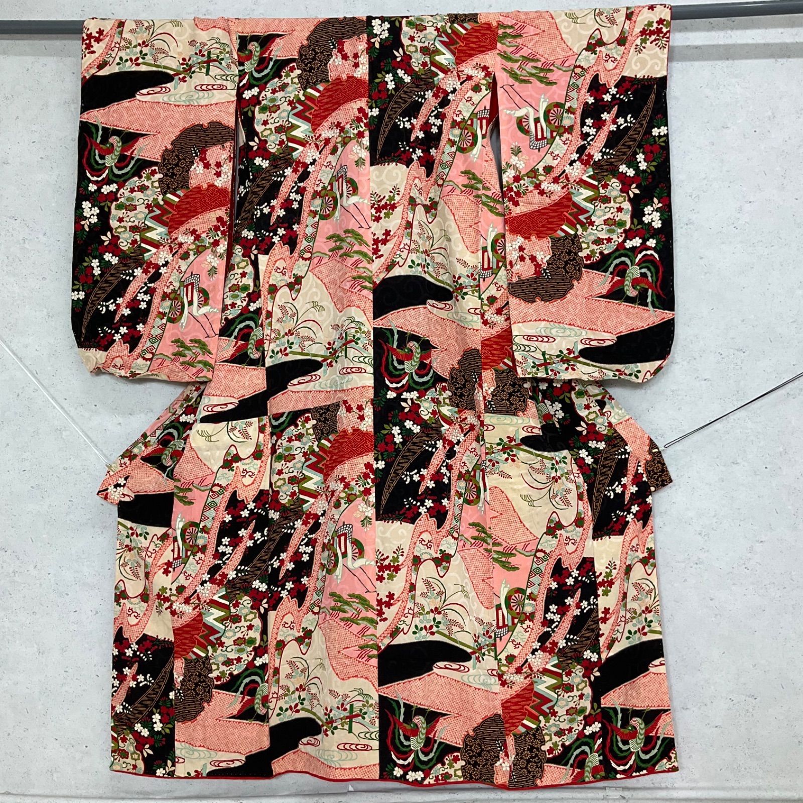 ◆アンティーク子供着物◆綸子正絹◆七五三◆裄58肩丈142◆七五三お詣り女の子着物こどものひお正月卒業式十三詣り◆G313