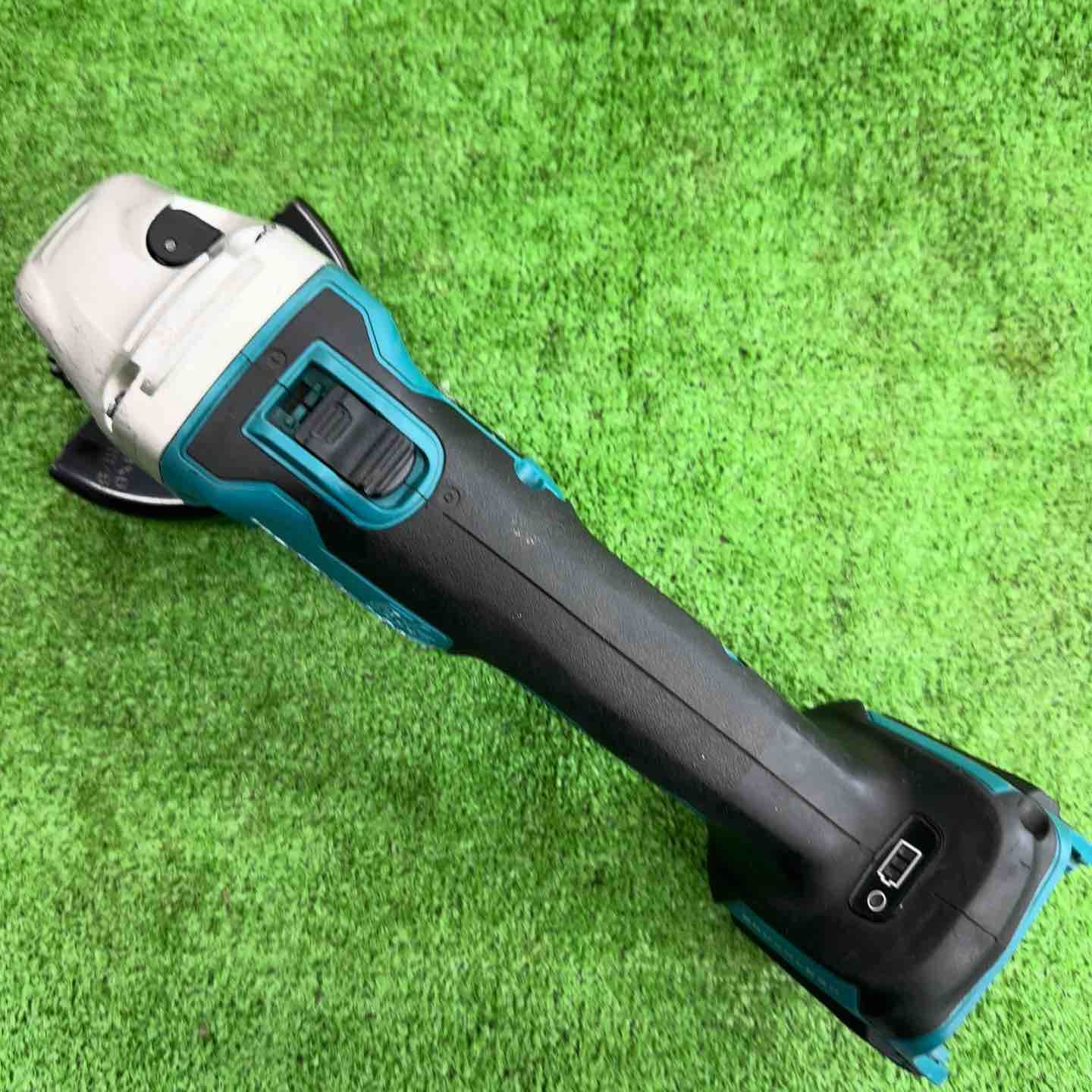 マキタ makita 18V 100mm コードレスディスクグラインダ GA404DZ 本体のみ 切削 研磨 桶川店