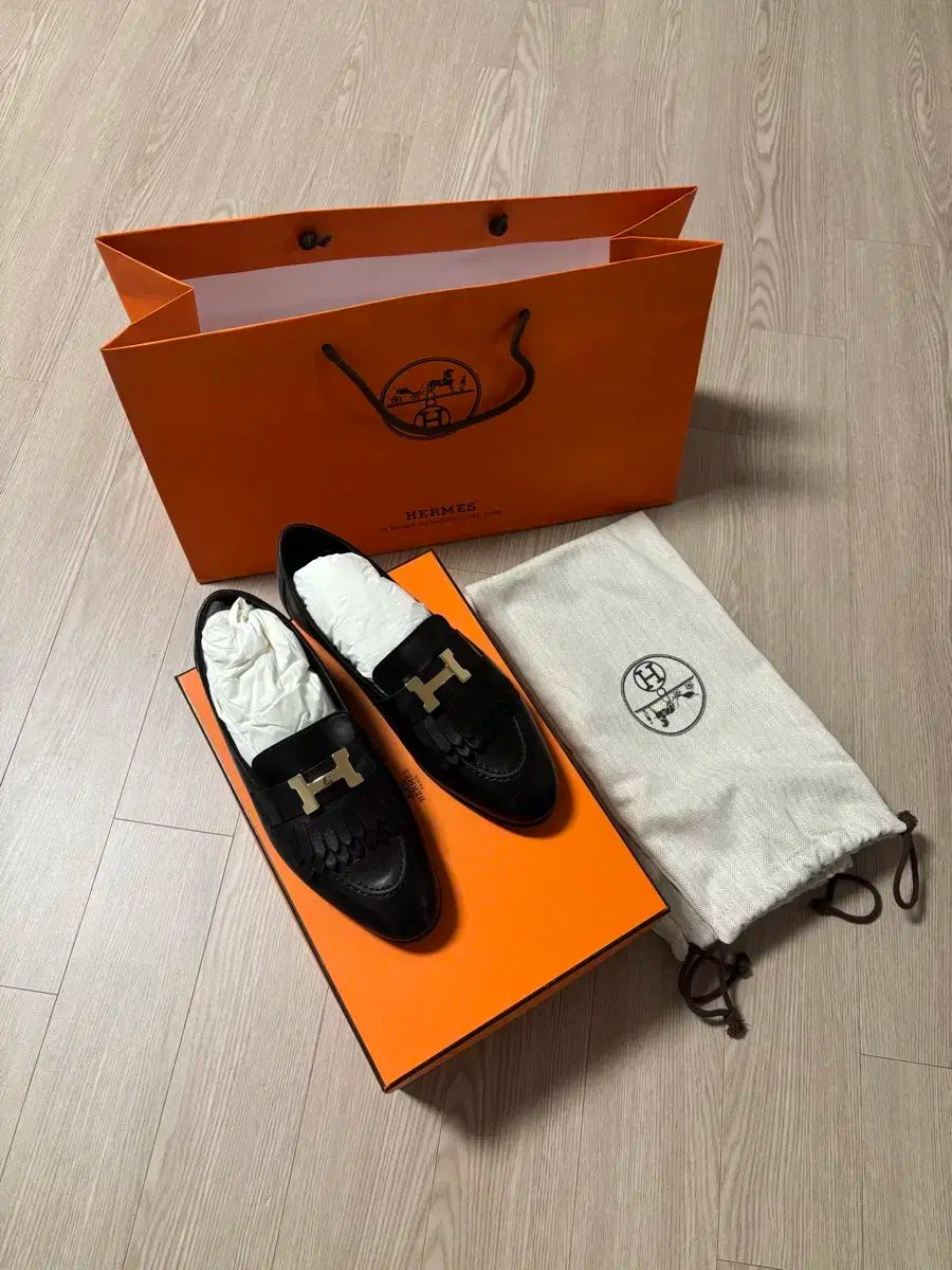 エルメス モカシン ローファー 39 エルメス パリ モカシン ローファー