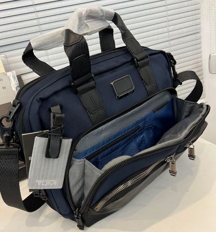 【美品】TUMI トゥミ アルファ ブラボ 2way ビジネスバッグ ネイビー TUMI ALPHA BRAVO 2way ブリーフケース ビジネスバッグ 青
