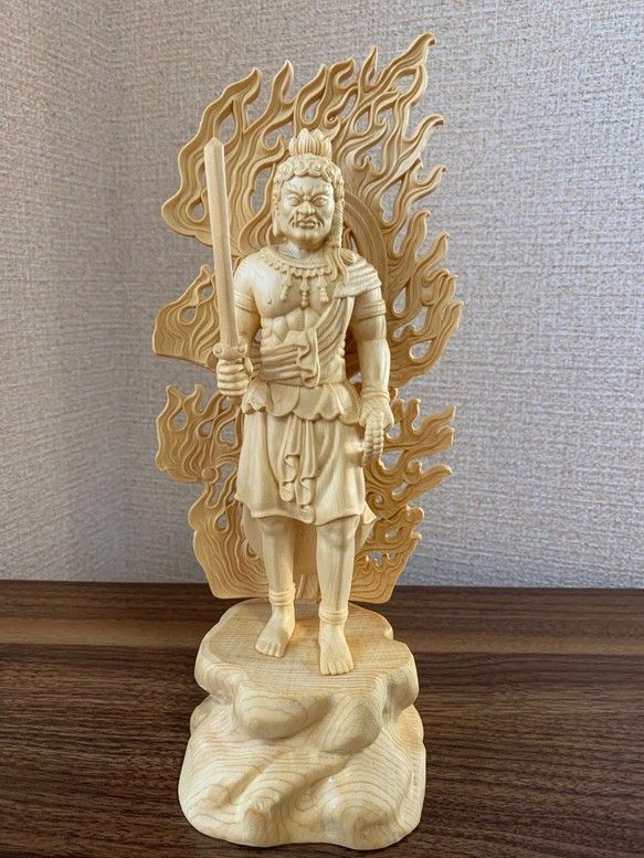 仏像 木彫 不動明王像 檜木 (約)高28cm×幅10cm×奥行8cm 楽天市場】仏像 不動明王 不動明王像 檜木 木彫 仏具 (約)高28cm