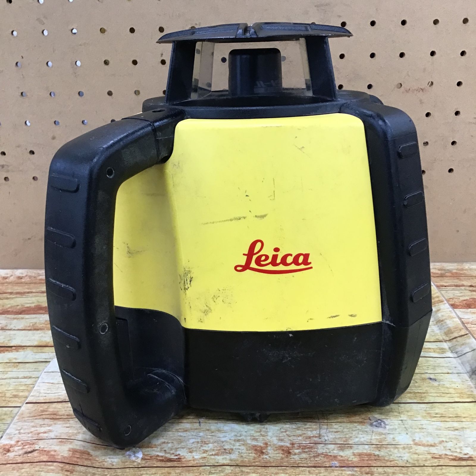 回転レーザーレベル 『Leica Rugby CLAx』 | ライカジオシステムズ