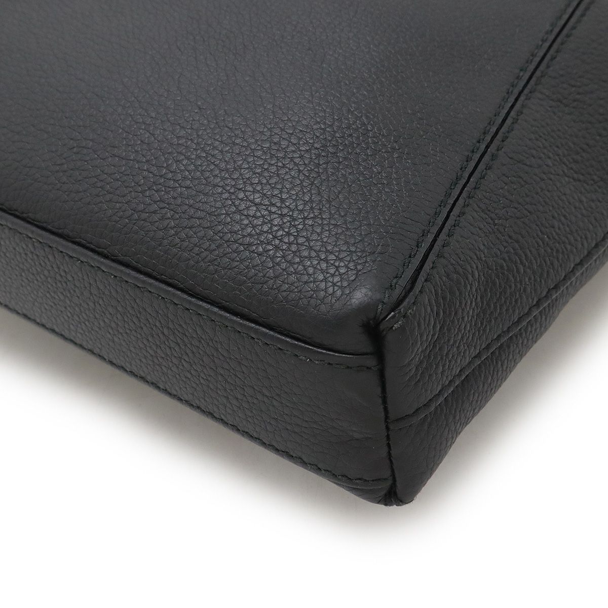 【美品】BVLGARIブルガリ オクト ショルダーバッグ 斜め掛け レザー 楽天市場】【バッグ】BVLGARI ブルガリ オクト ショルダーバッグ 斜め