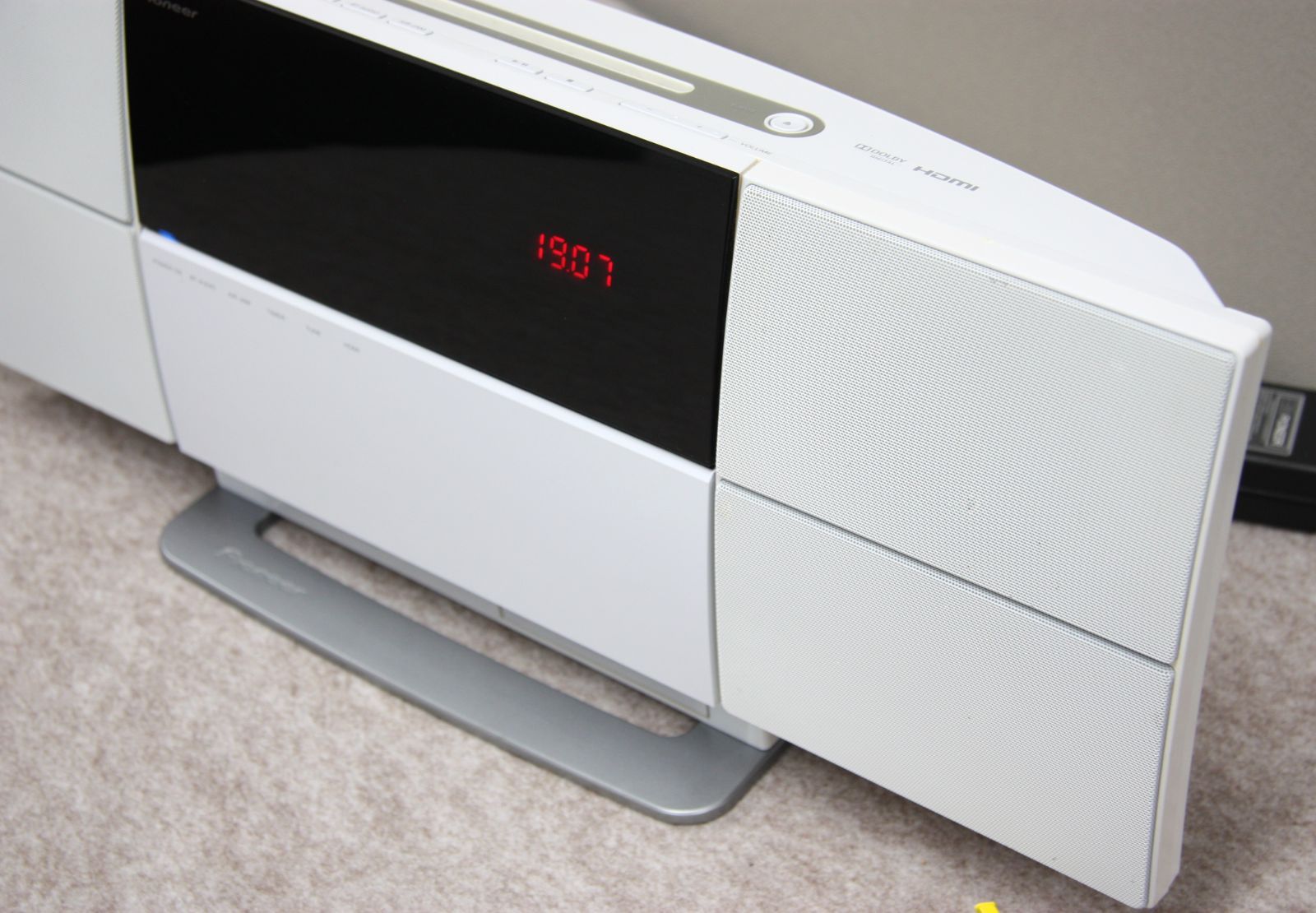 PIONEER DVD/CD/USB スタイリッシュAVミニコンポX-SMC2-W - メルカリ