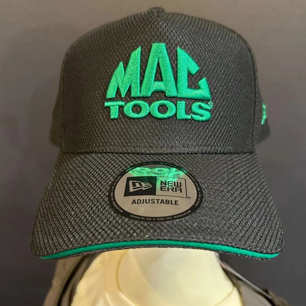 MACTOOLS×NEW ERA】 メッシュ キャップ グリーン 刺繡ロゴ コラボ 正規 ...