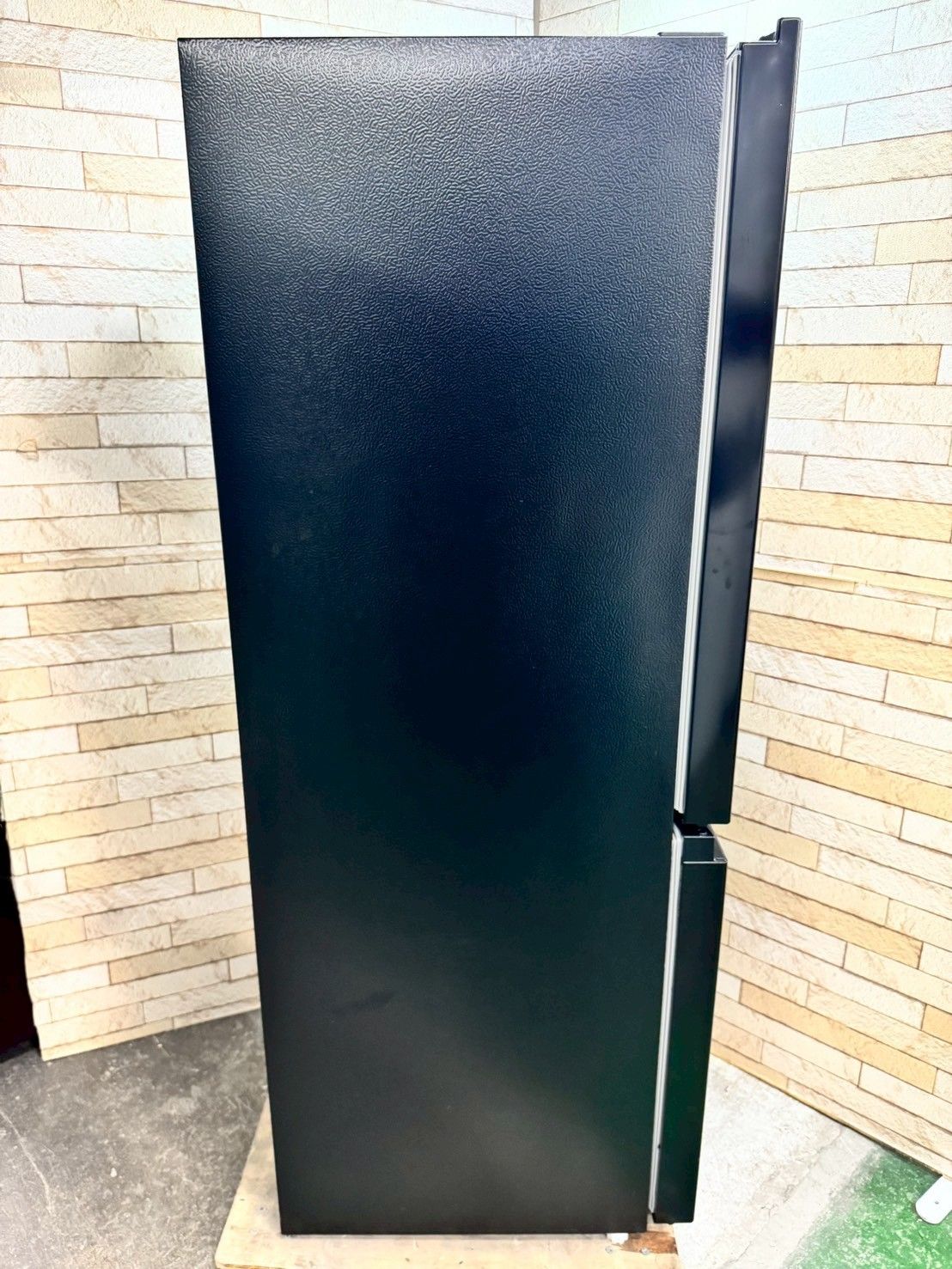 【高年式】大阪送料無料★3か月保障★2025年★HR-D1701B★IR-360 高年式】大阪送料無料☆3か月保障付き☆冷蔵庫☆ハイセンス☆2