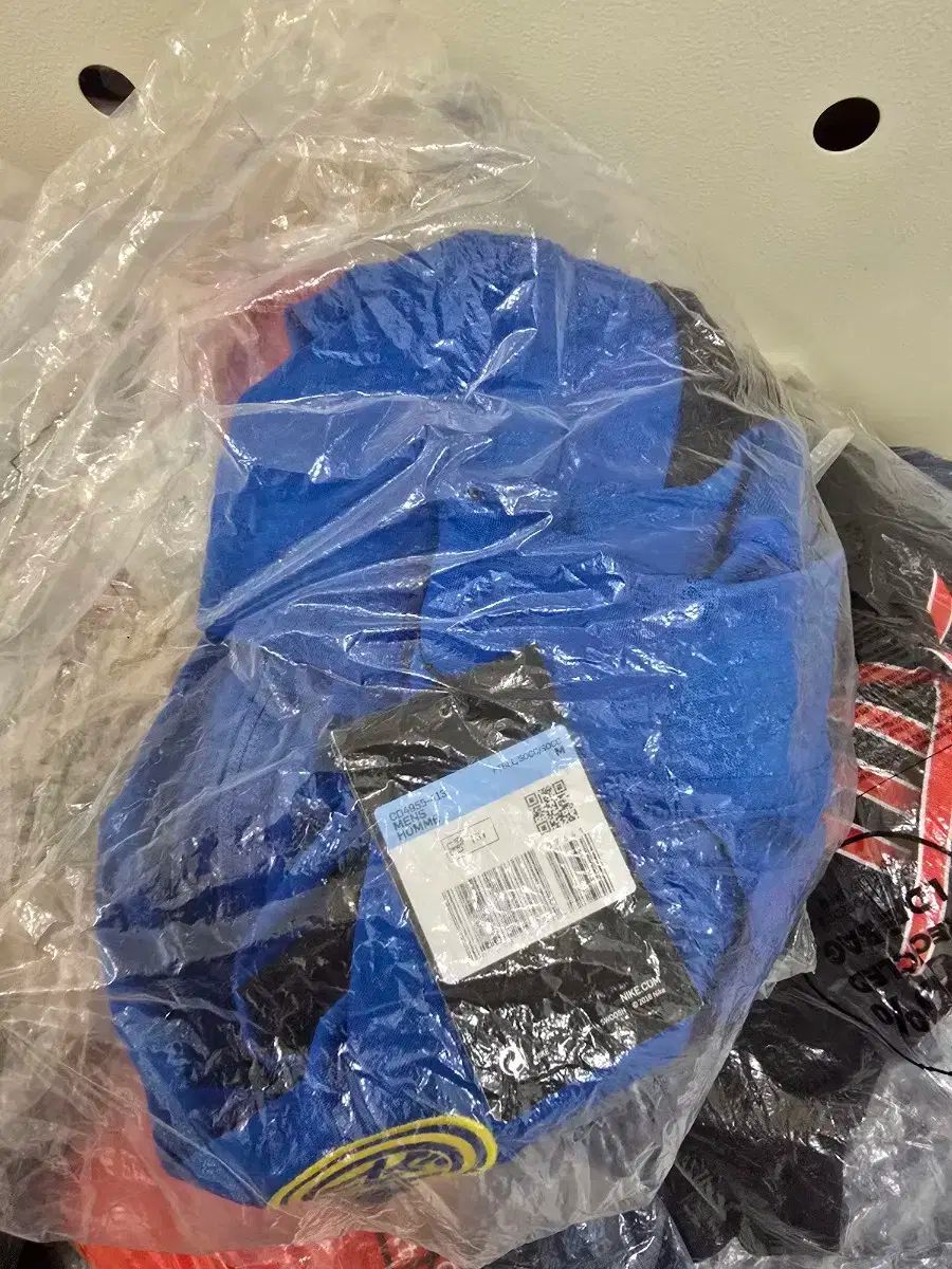 ミラノ トラックスーツ