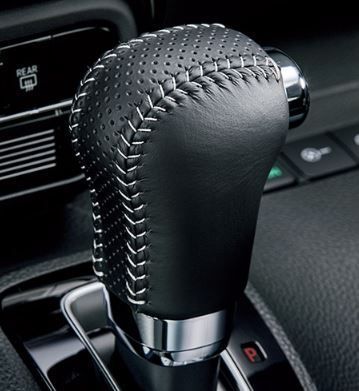 HONDA ホンダ 純正 シフトノブ ブラック × シルバー ステッチ 08U92-TTA-020A honda純正 ホンダ純正 NBOX N-BOX NBOXカスタム N-BOXカスタム JF3 JF4 シフト ノブ AT 本革 レザー 革 DIY