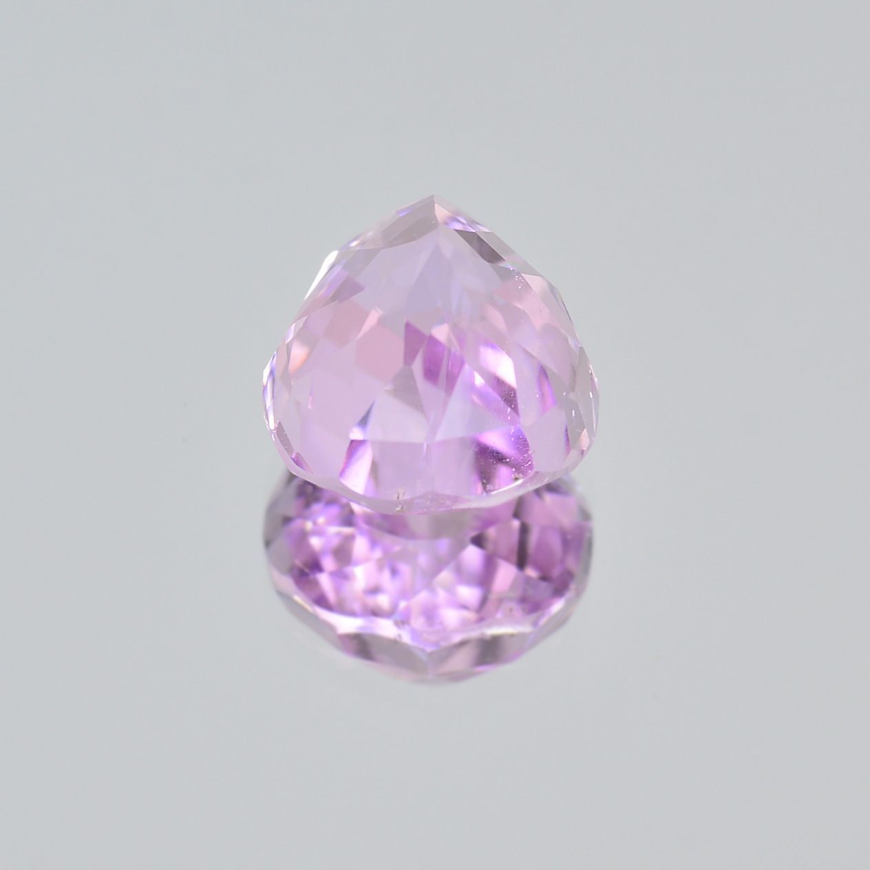 ソ付 クンツァイト 3.493ct ルース ペアシェイプ - CheReine