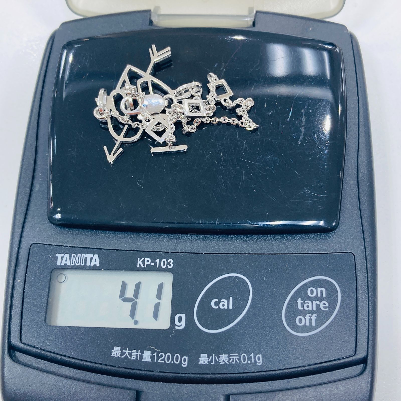 お値下げ不可❣️【美品】Dior ディオールブレスレット A【箱付き】Dior ディオール ブレスレット 高級感 調節可能