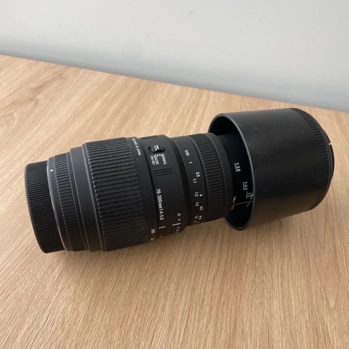 SIGMA 望遠ズームレンズ 70-300mm F4-5.6 DG キヤノン用-