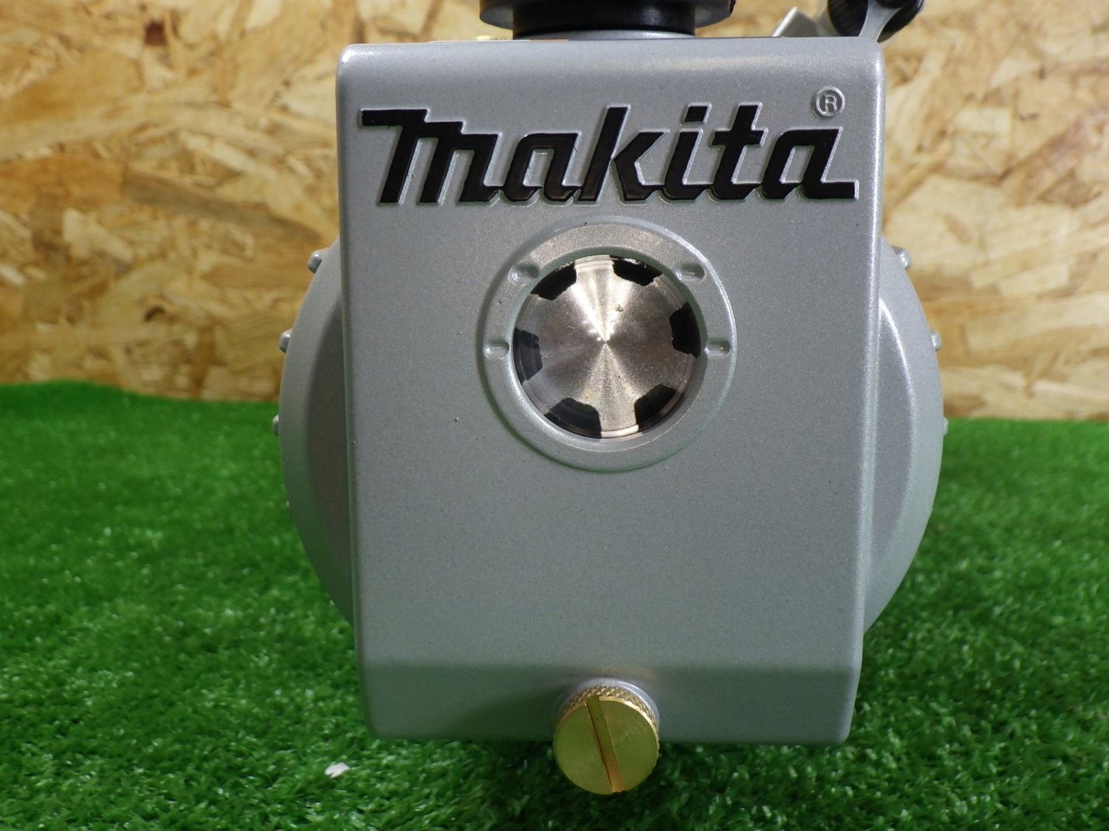 充電式真空ポンプ