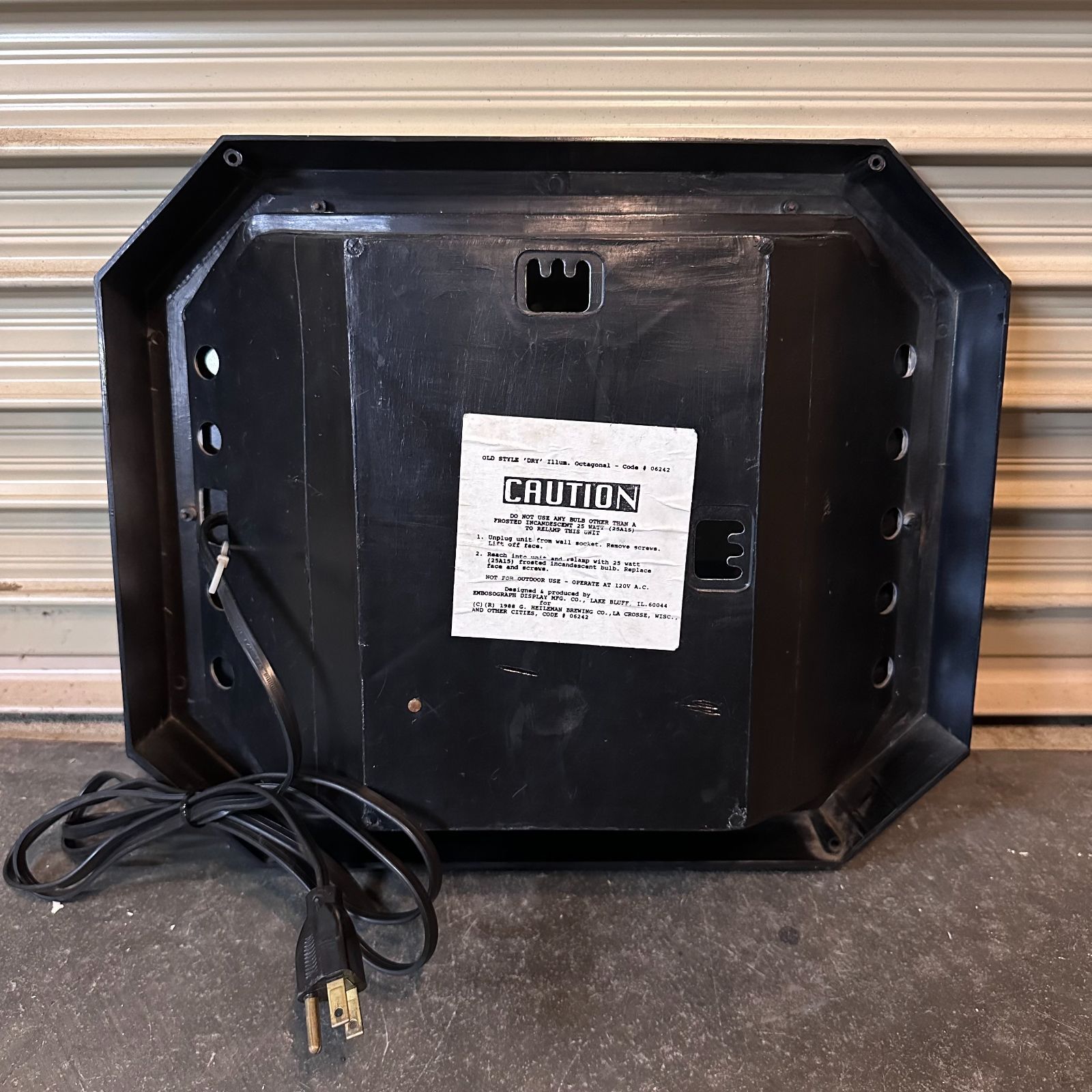 Old Style Special Dry Beer（オールドスタイル）の電飾看板（ライト