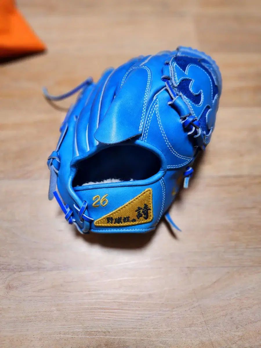野球狂信者の詩 注文を保持 12 インチ 野球グローブ kt ウィズ WIZ キム ミンスー 着用 モデル