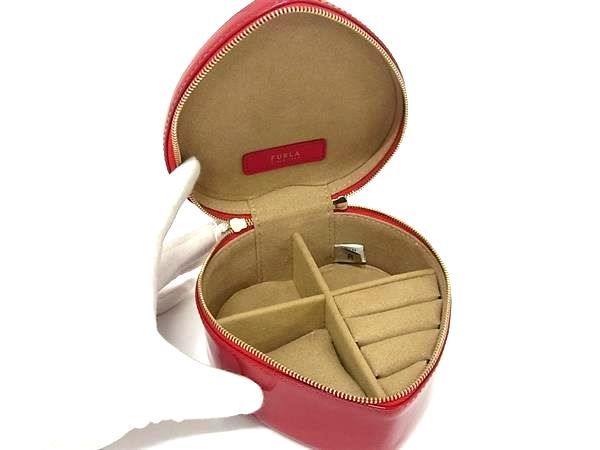 □新品□未使用□ FURLA フルラ カメリア パテントレザー ハート