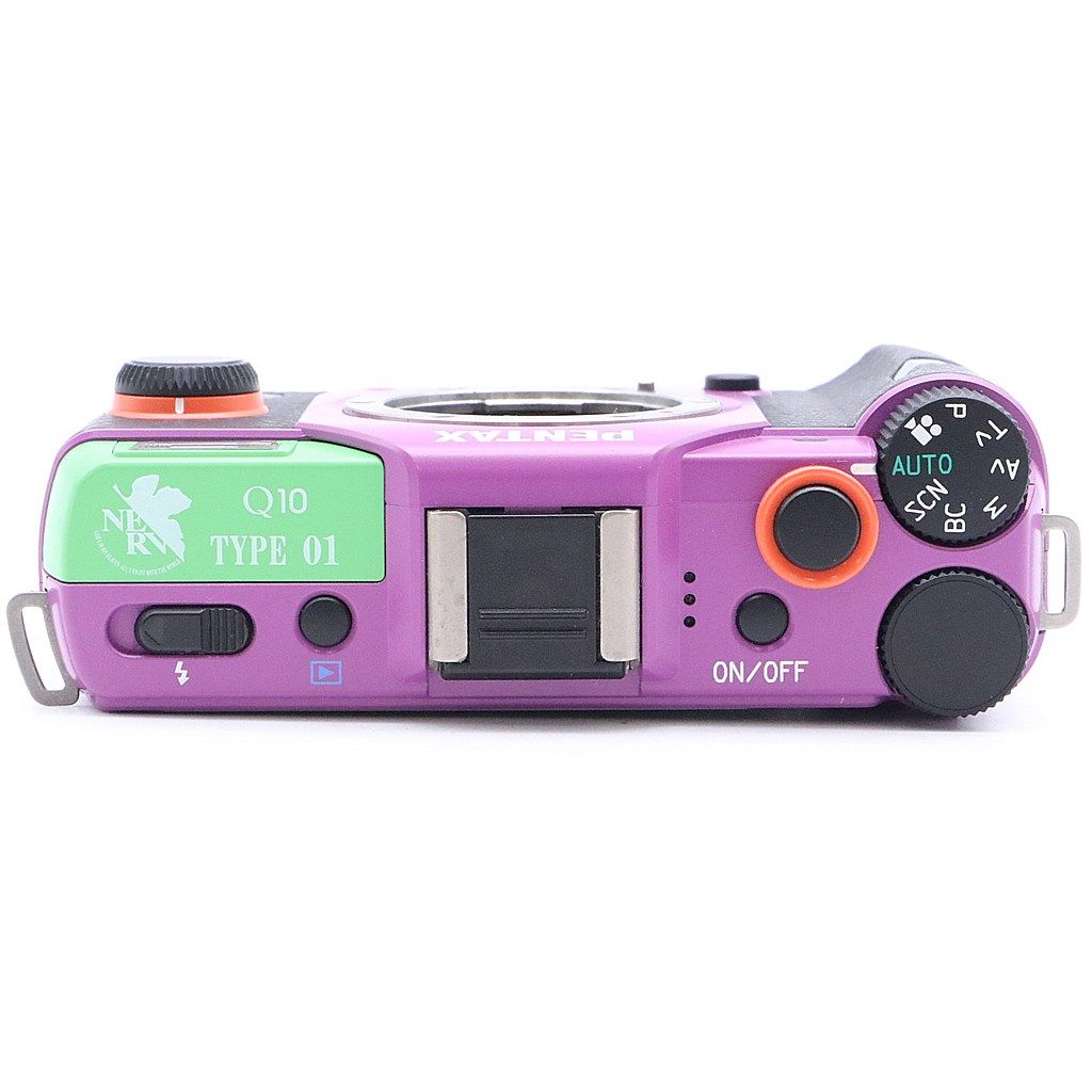 美品】 Pentax Q10 エヴァンゲリオンモデル ズームレンズキット