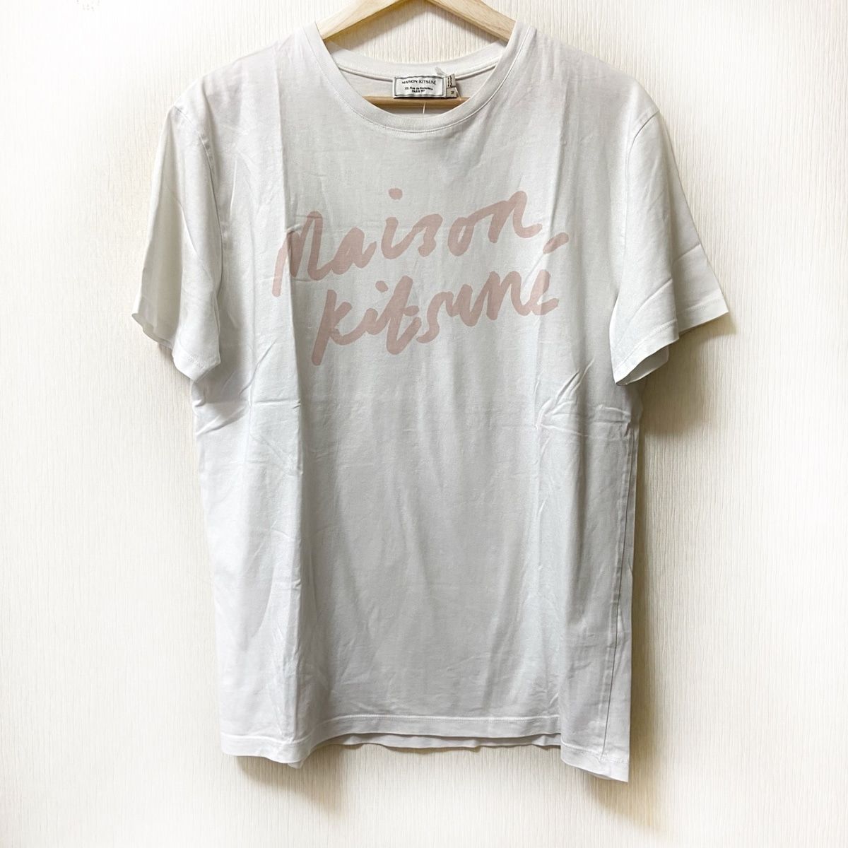 MAISON KITSUNE(メゾンキツネ) 半袖Tシャツ サイズM メンズ - 白×ライトピンク クルーネック - メルカリ